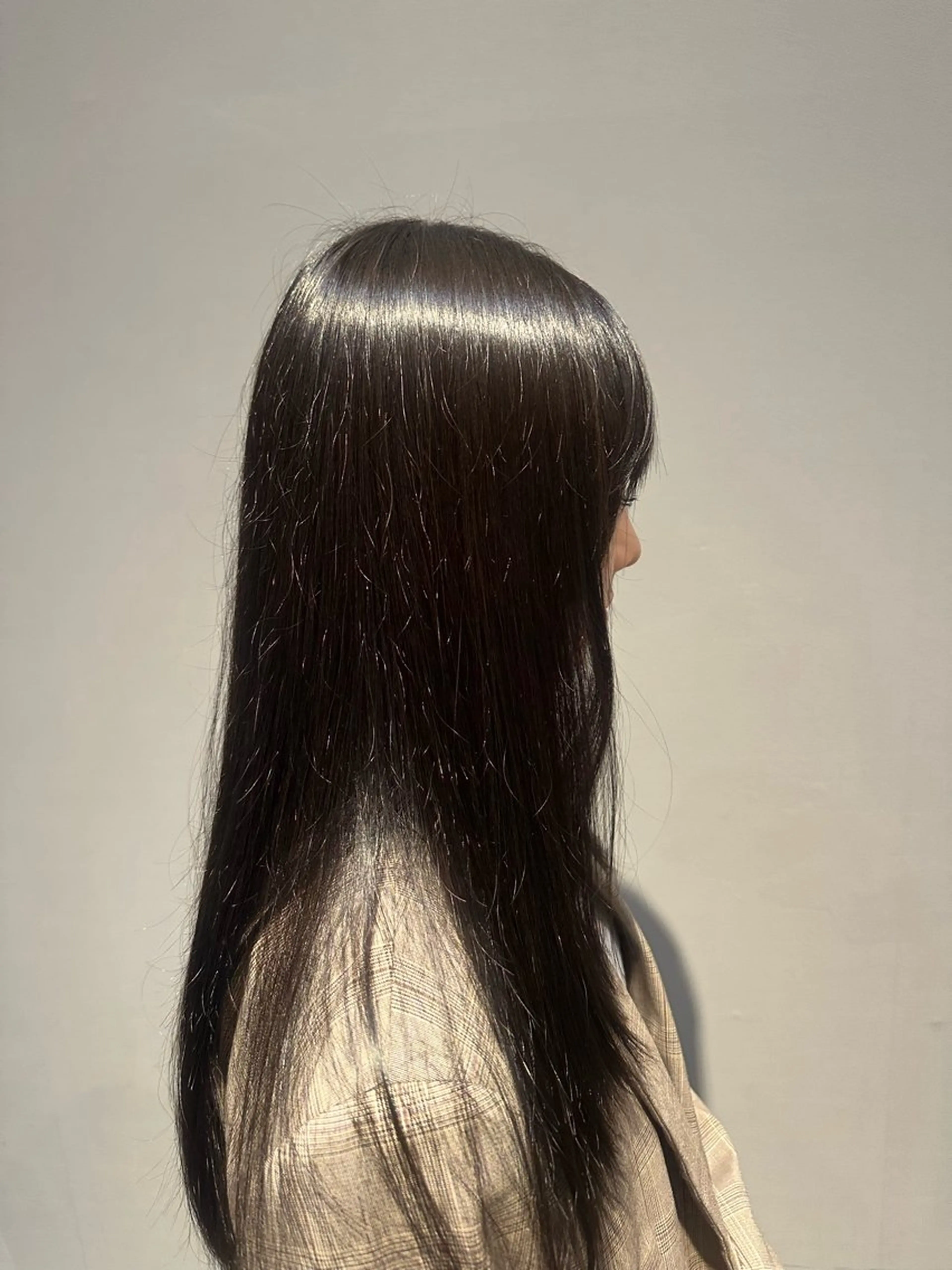 ロング ヘアカラー Agu まゆかのヘアスタイル