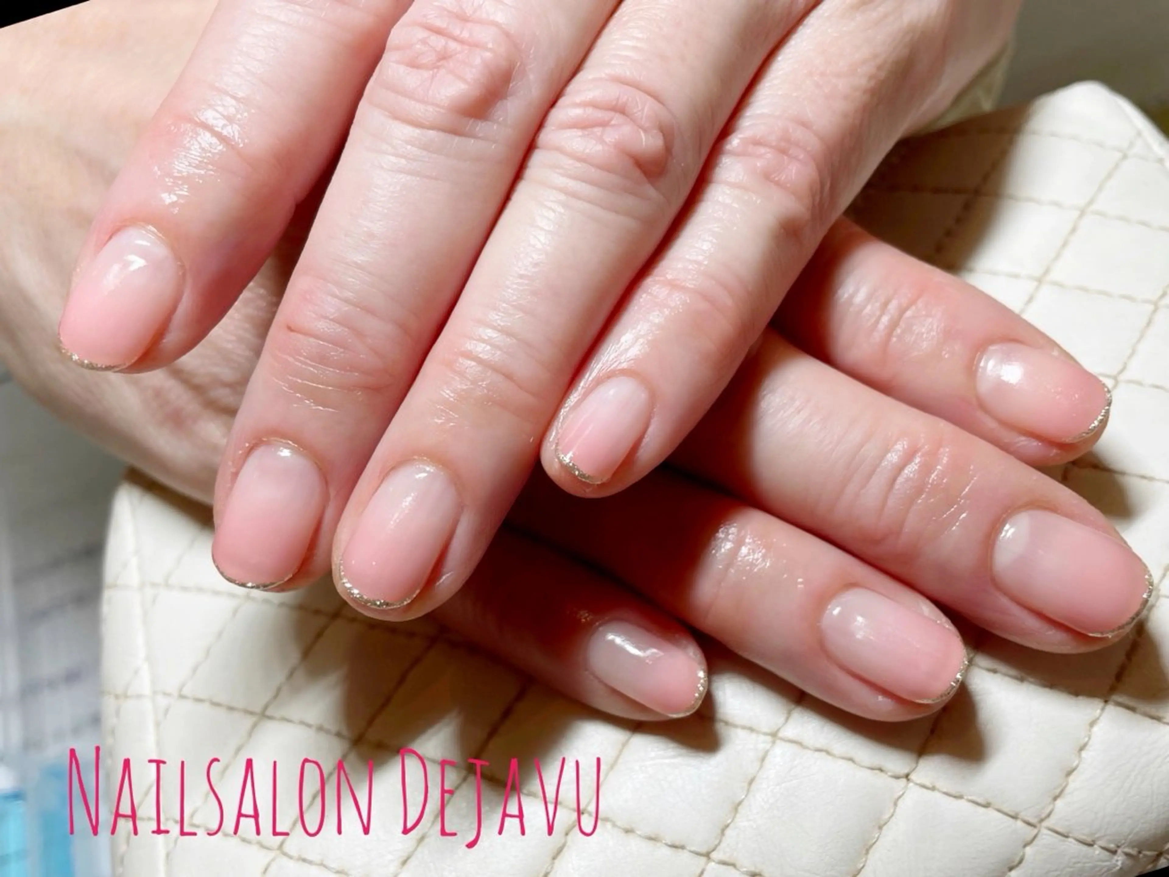 ネイル グラデーション ラメ(グリッター) ハンドネイル Nailsalon Dejavu Yokosuka所属・Nailsalon Dejavuのネイルデザイン