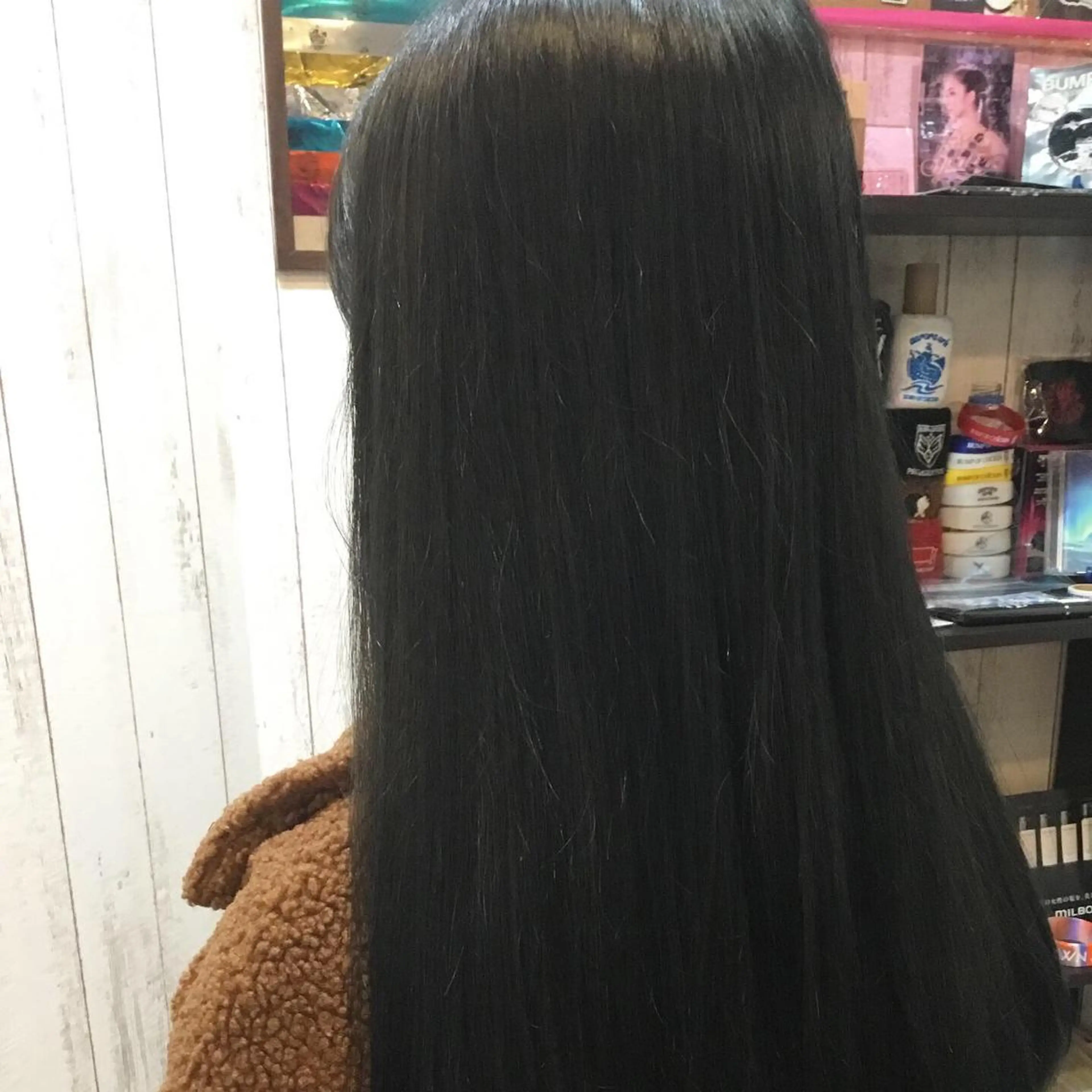 ロング カラー パーマ embrace エンブレイスのヘアスタイル