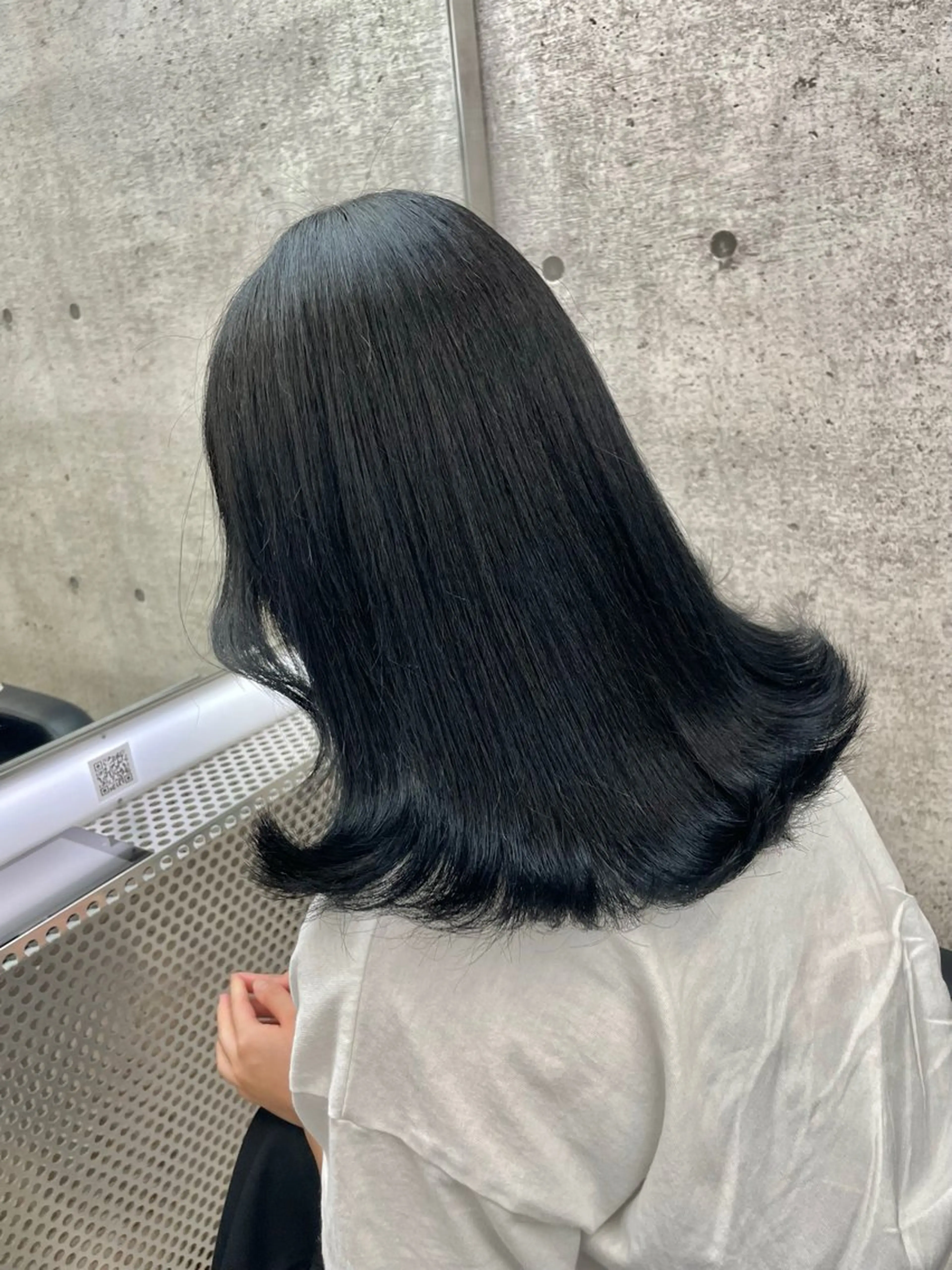 ミディアム iki omotesando所属・mizuki🩶 バレイヤージュのヘアスタイル
