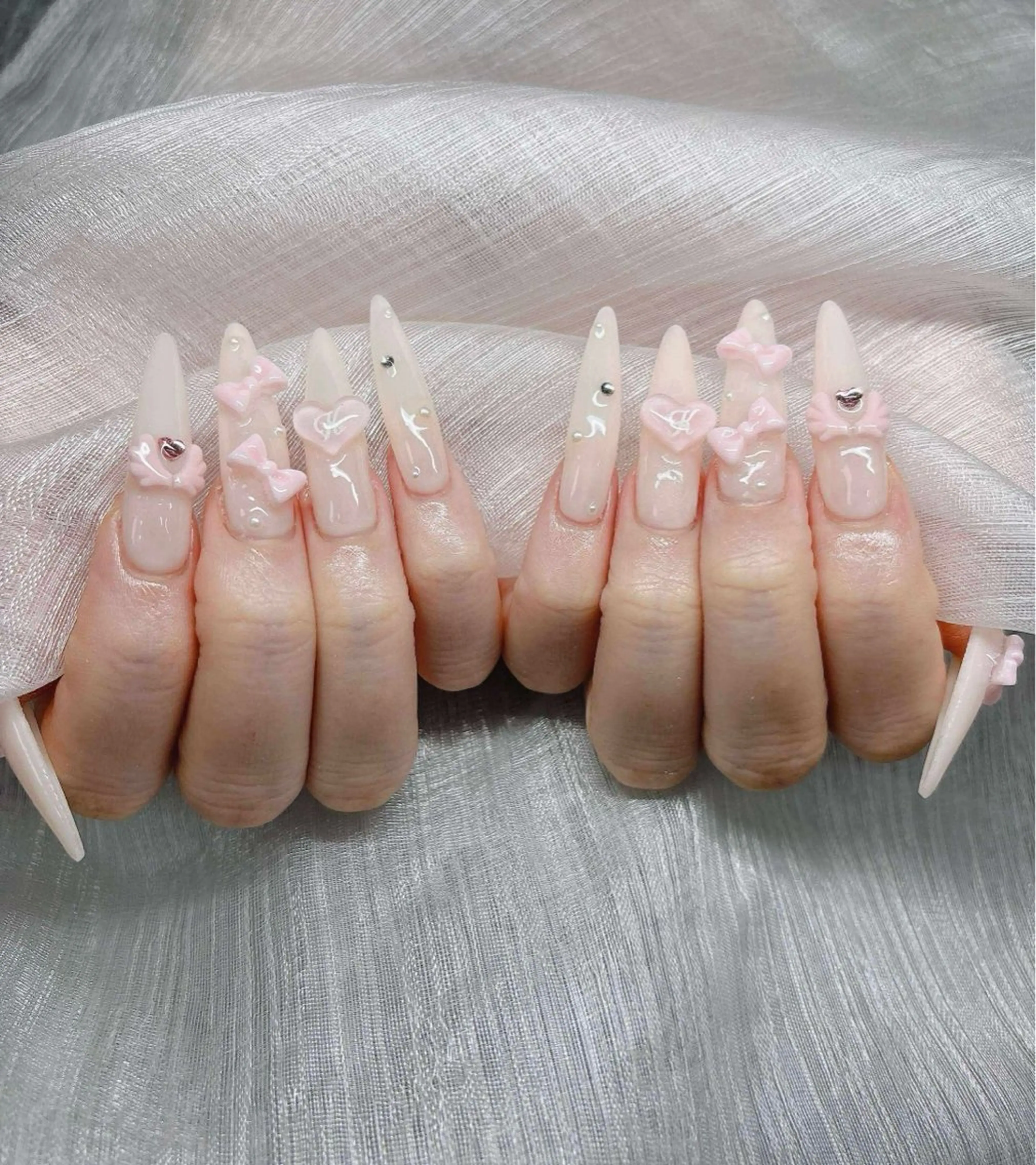 ネイル ハンドネイル Lee Nailsのネイルデザイン