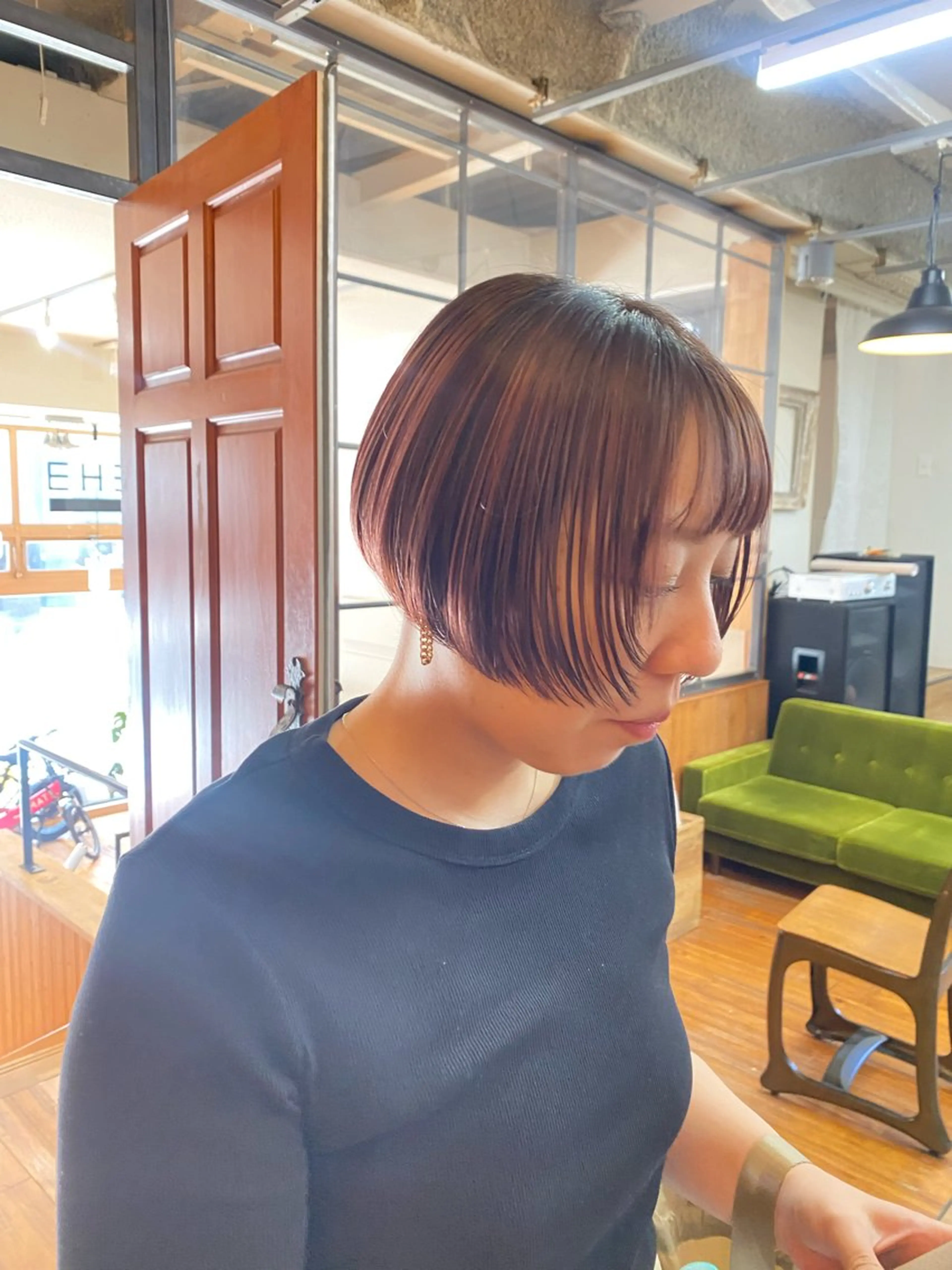 ショート ボブ カット ヘアカラー トリートメント THE DOTS【ザ ドッツ】所属・C H I H A R Uのヘアスタイル