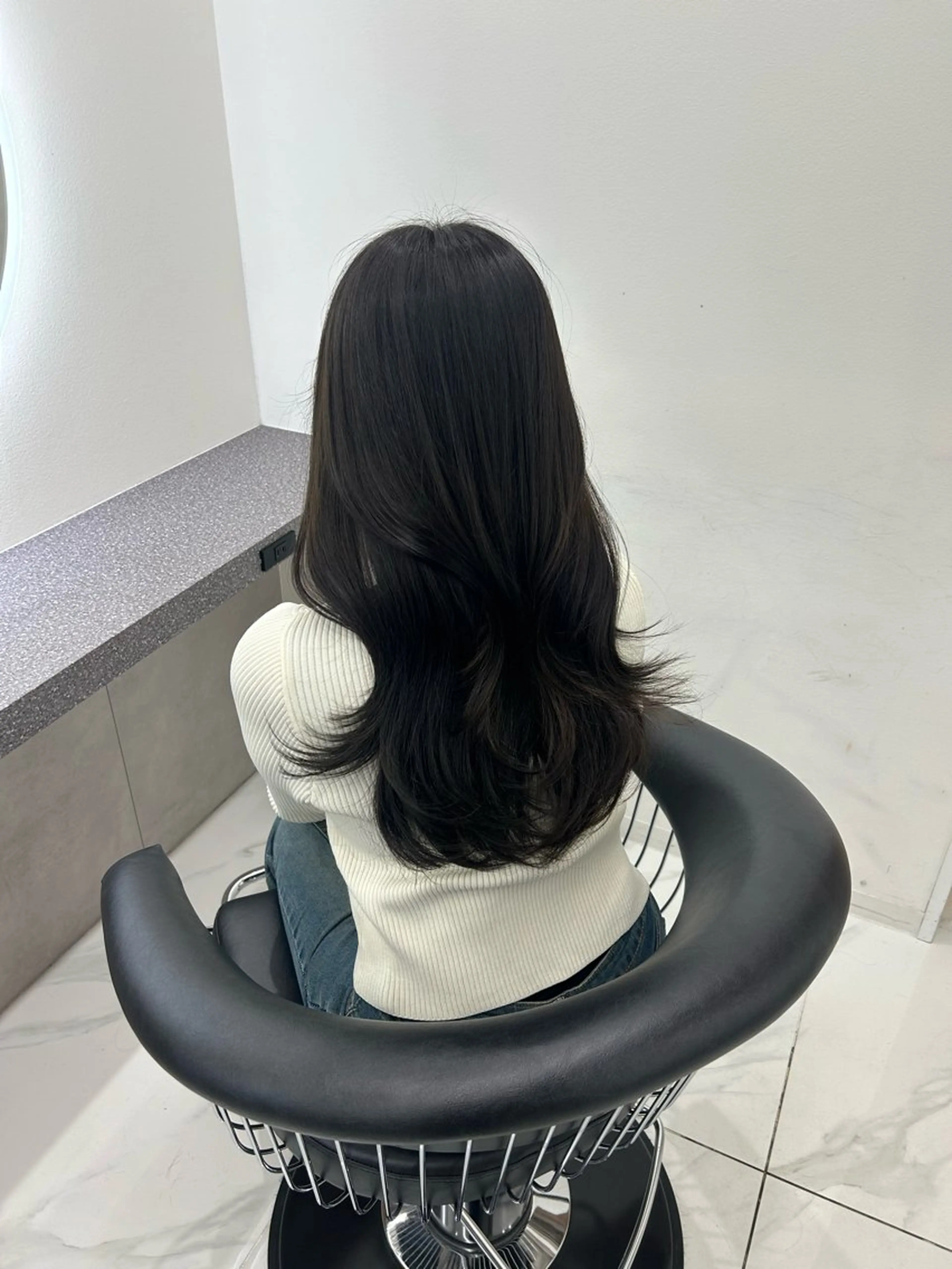 ロング レイヤーカット カット ヘアカラー 田中沙樹/韓国ヘア/ 束感まつげ/梅田のマツエク・マツパデザイン