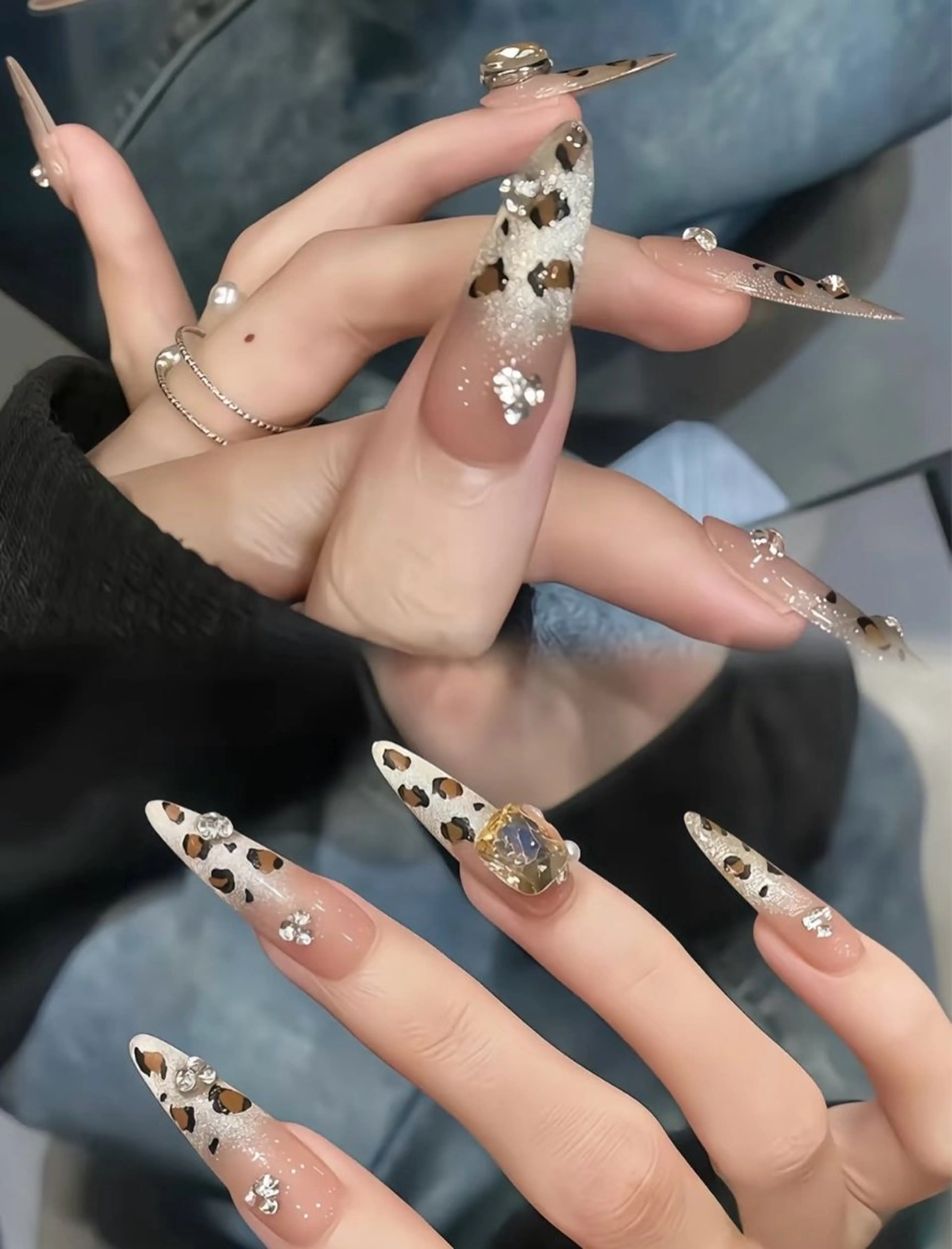 ネイル ハンドネイル ここに ネイルサロンのネイルデザイン