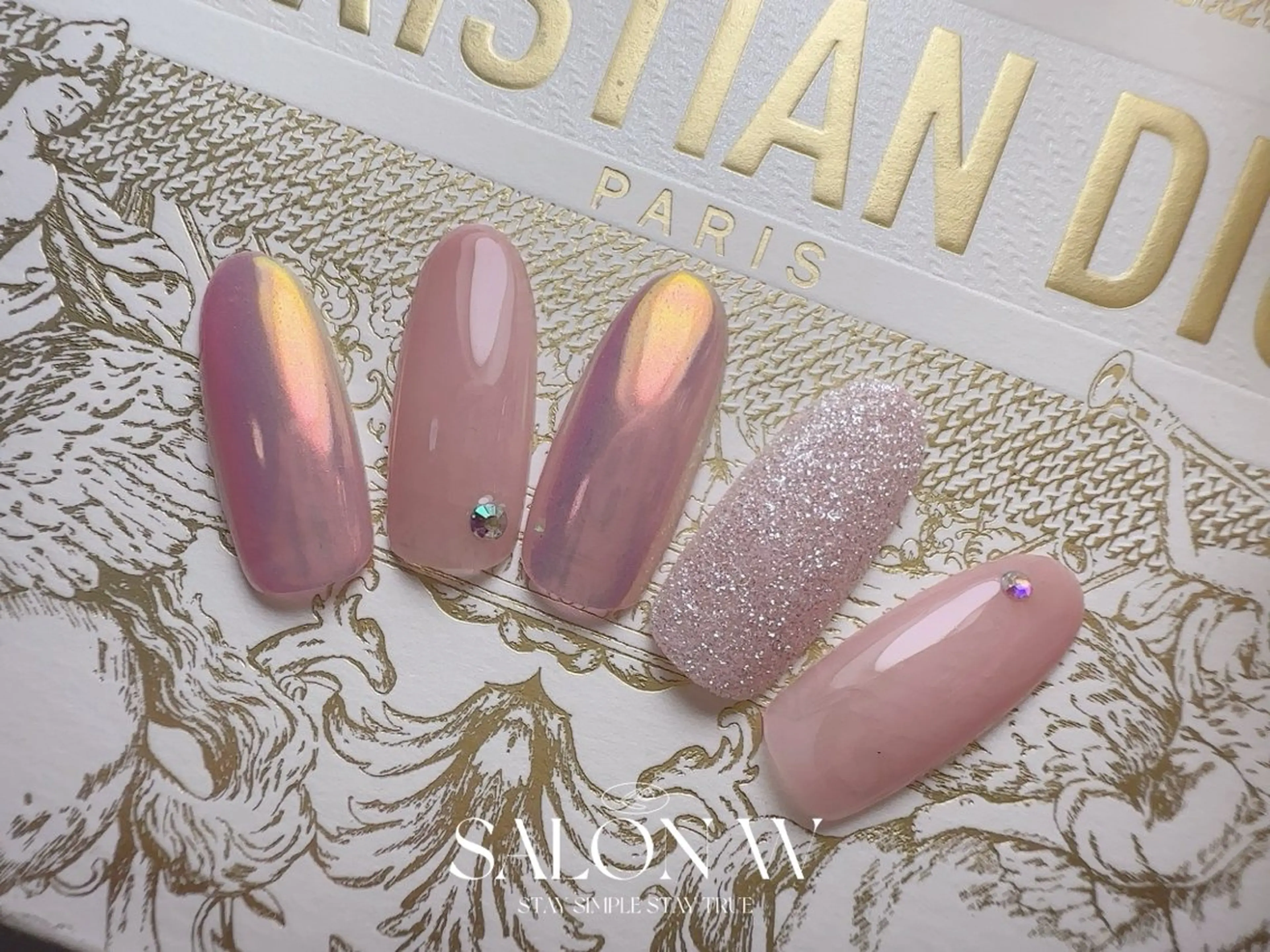 ネイル ハンドネイル 美フォルム＆フィルインの専門店 salon W 銀座店【サロンダブリュー】所属・salon W✨ Rikoのネイルデザイン