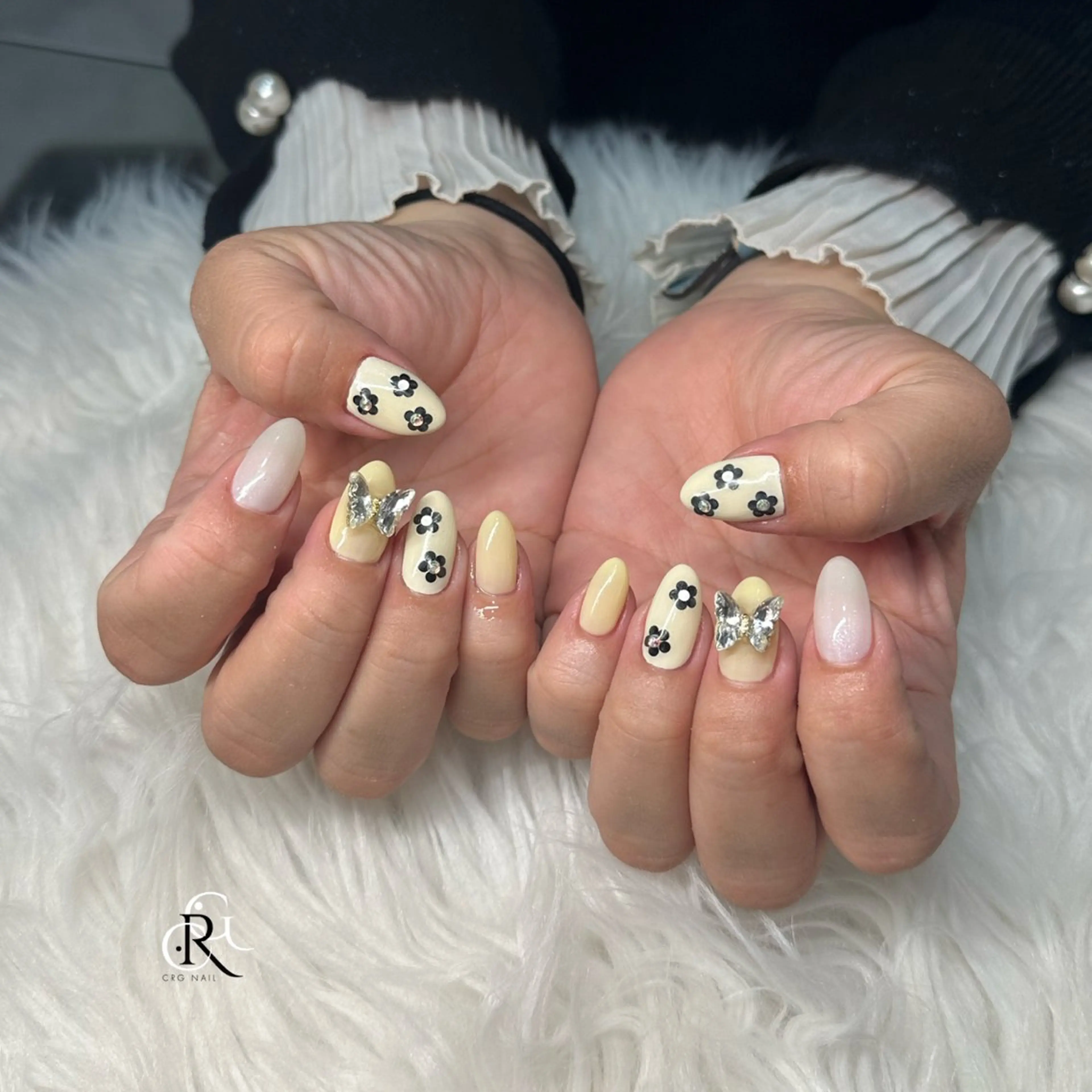 ネイル パステルネイル ハンドネイル 美フォルム✨ CRG　RURIのネイルデザイン
