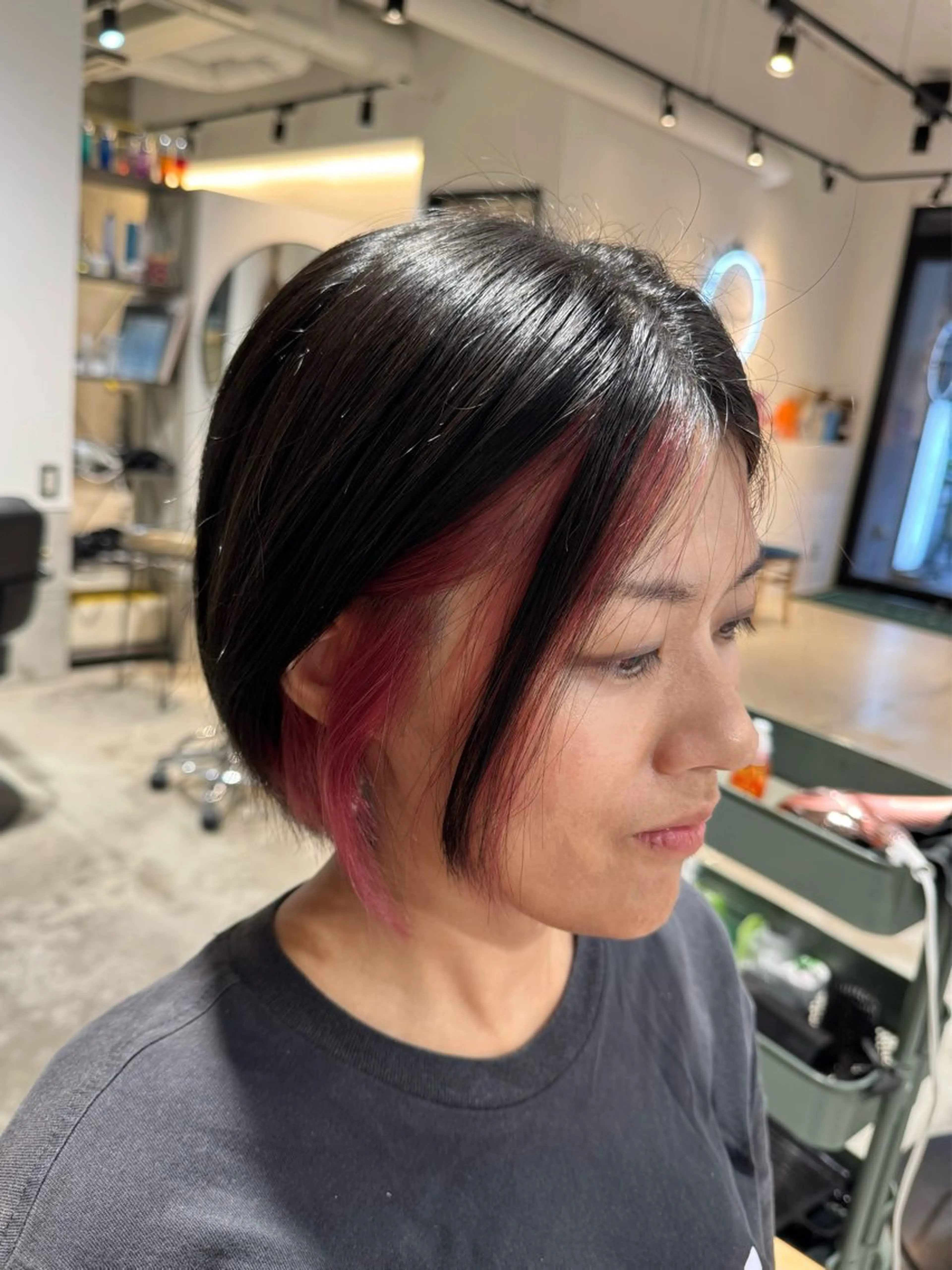 ショート カラー ヘアカラー わださこ ひなこのヘアスタイル