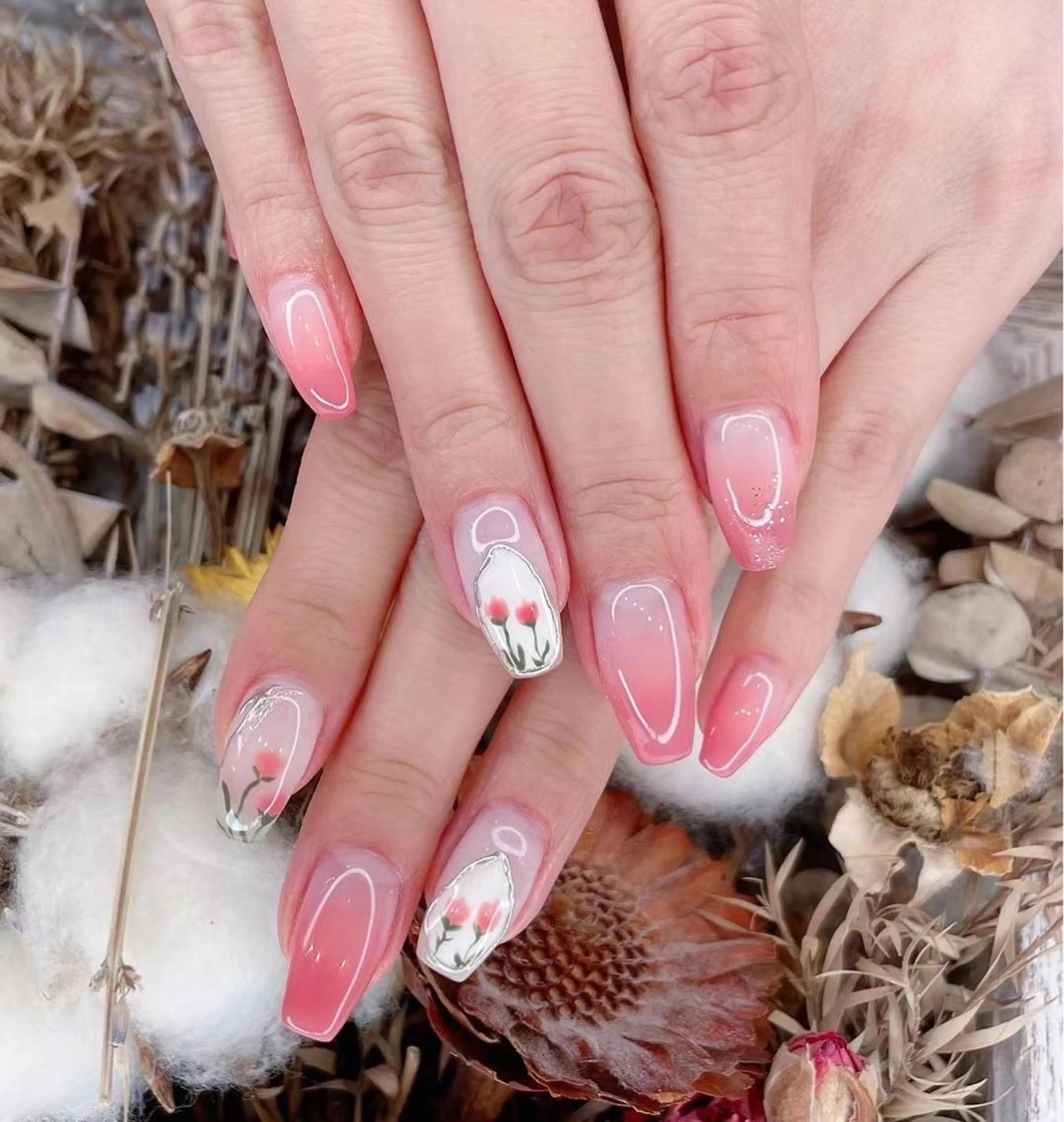 ネイル ガーリー グラデーション ピンク Babarla Nailのネイルデザイン