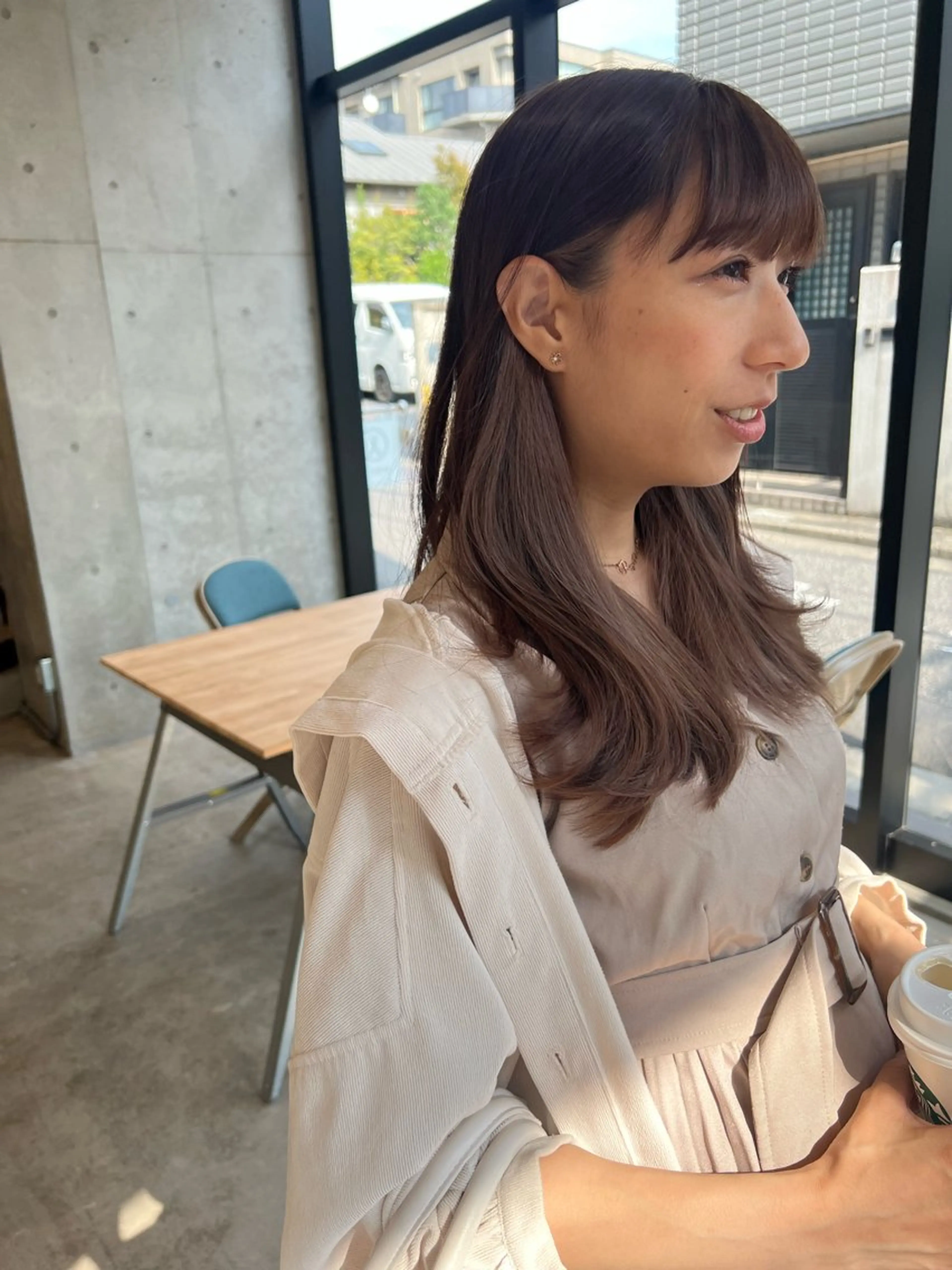 ロング カラー ブリーチ グレージュ ピンクカラー レイヤーカット ワイドバング カット ヘアカラー 誰よりも丁寧なカット 🍀小林輝のヘアスタイル