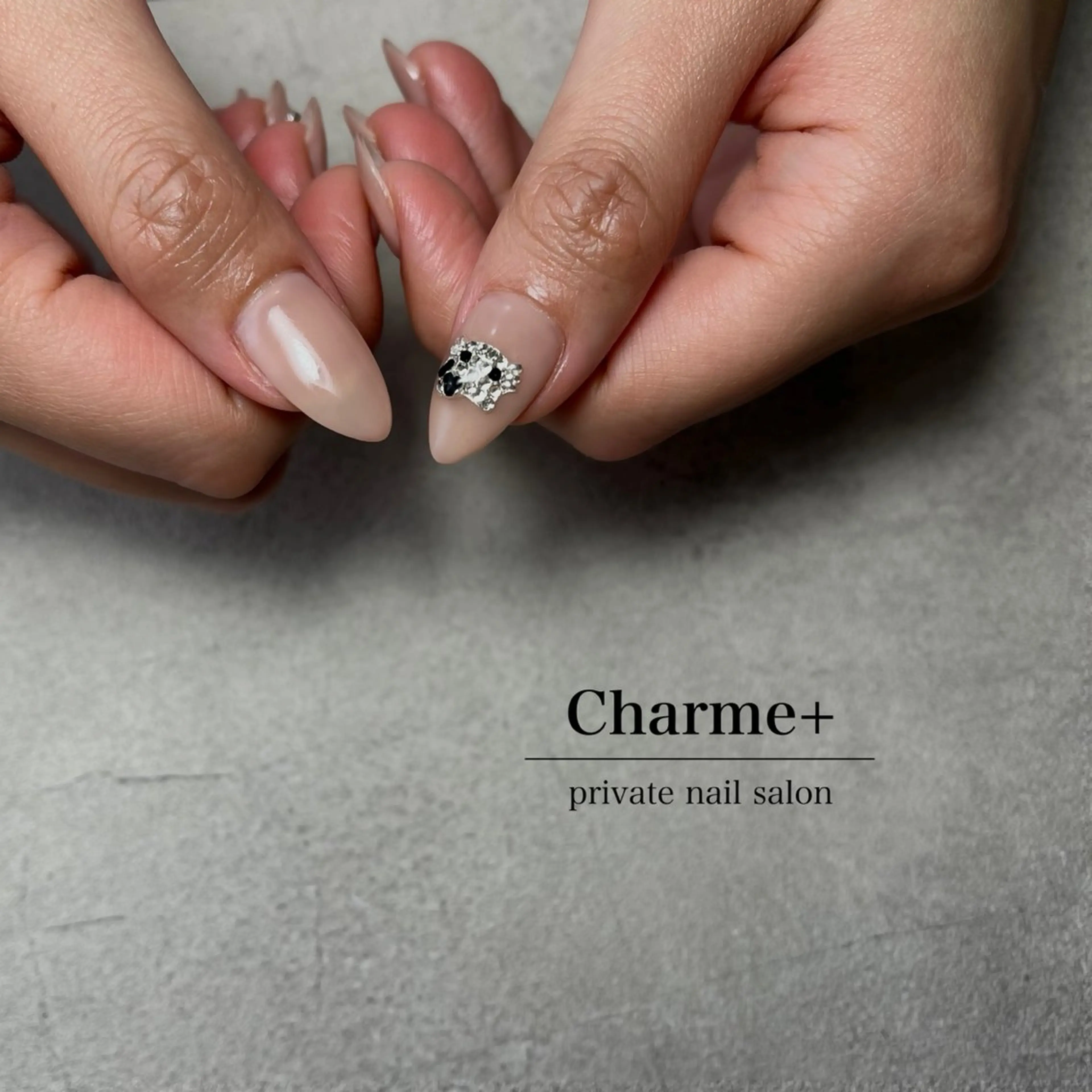 ロング ハンドネイル Aoi .の眉毛・アイブロウイメージ