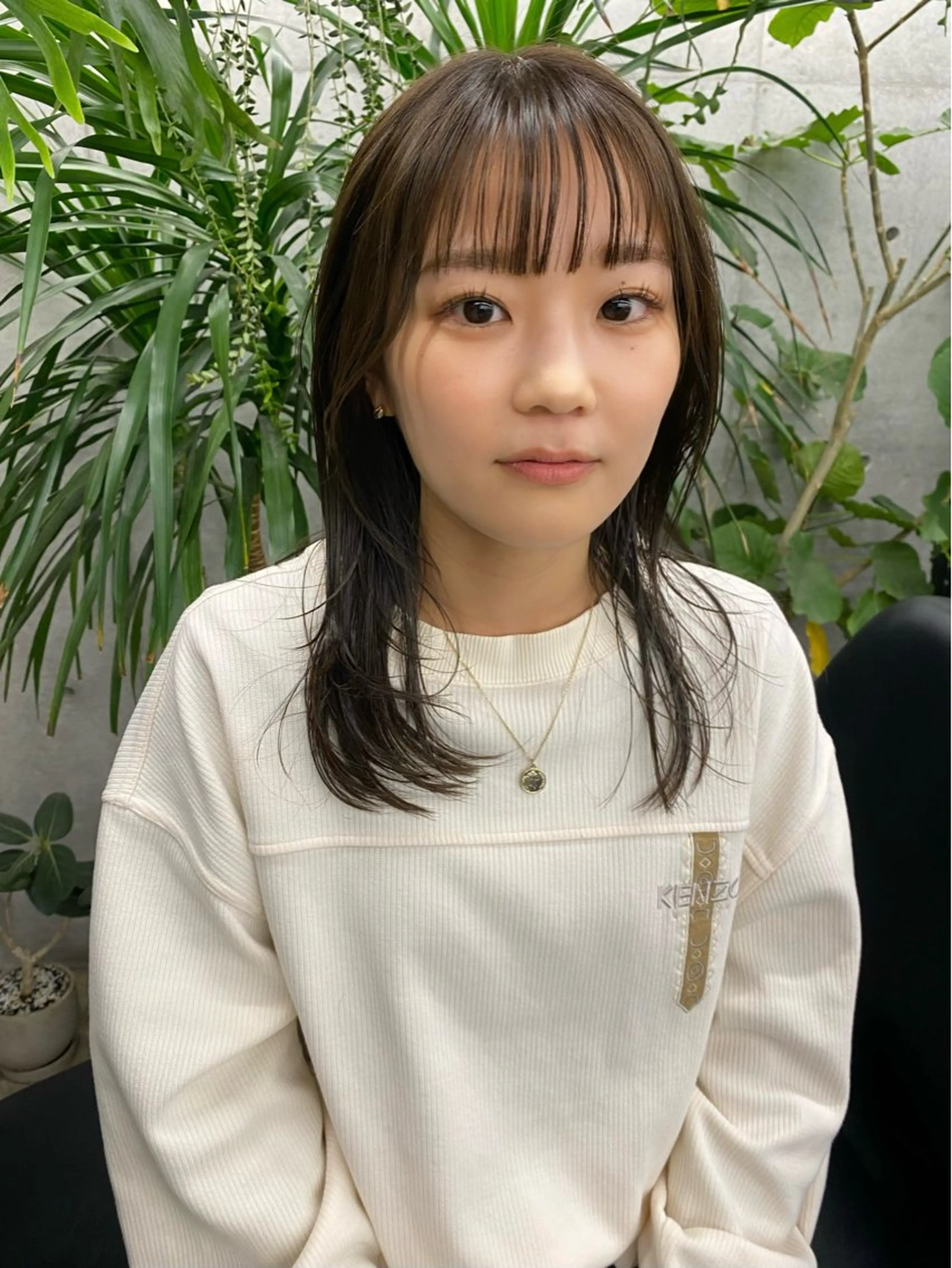 ミディアム カラー カット ヘアカラー トリートメント 似合わせカット レイヤーボブウルフのヘアスタイル