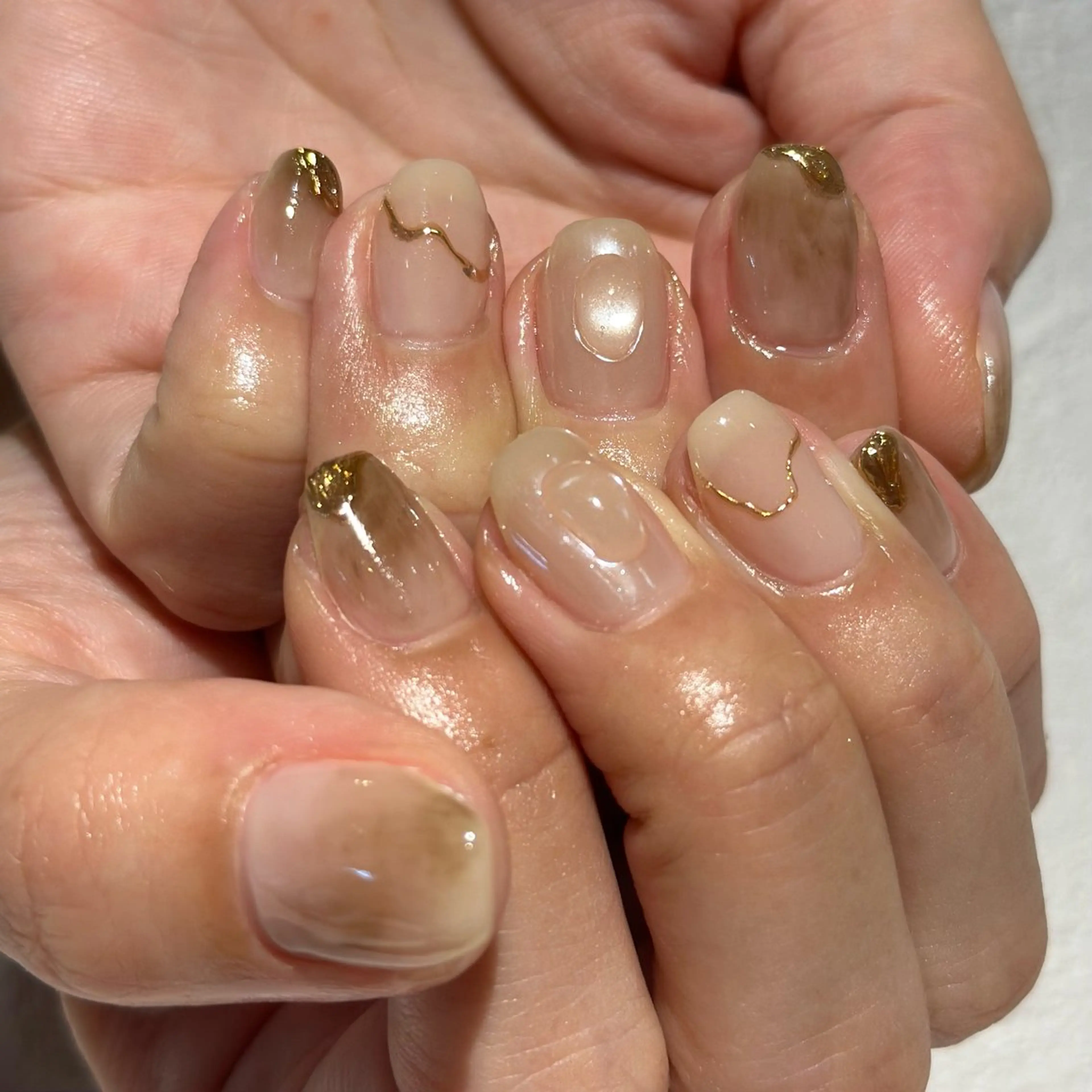 ネイル ニュアンスネイル aoi .のネイルデザイン