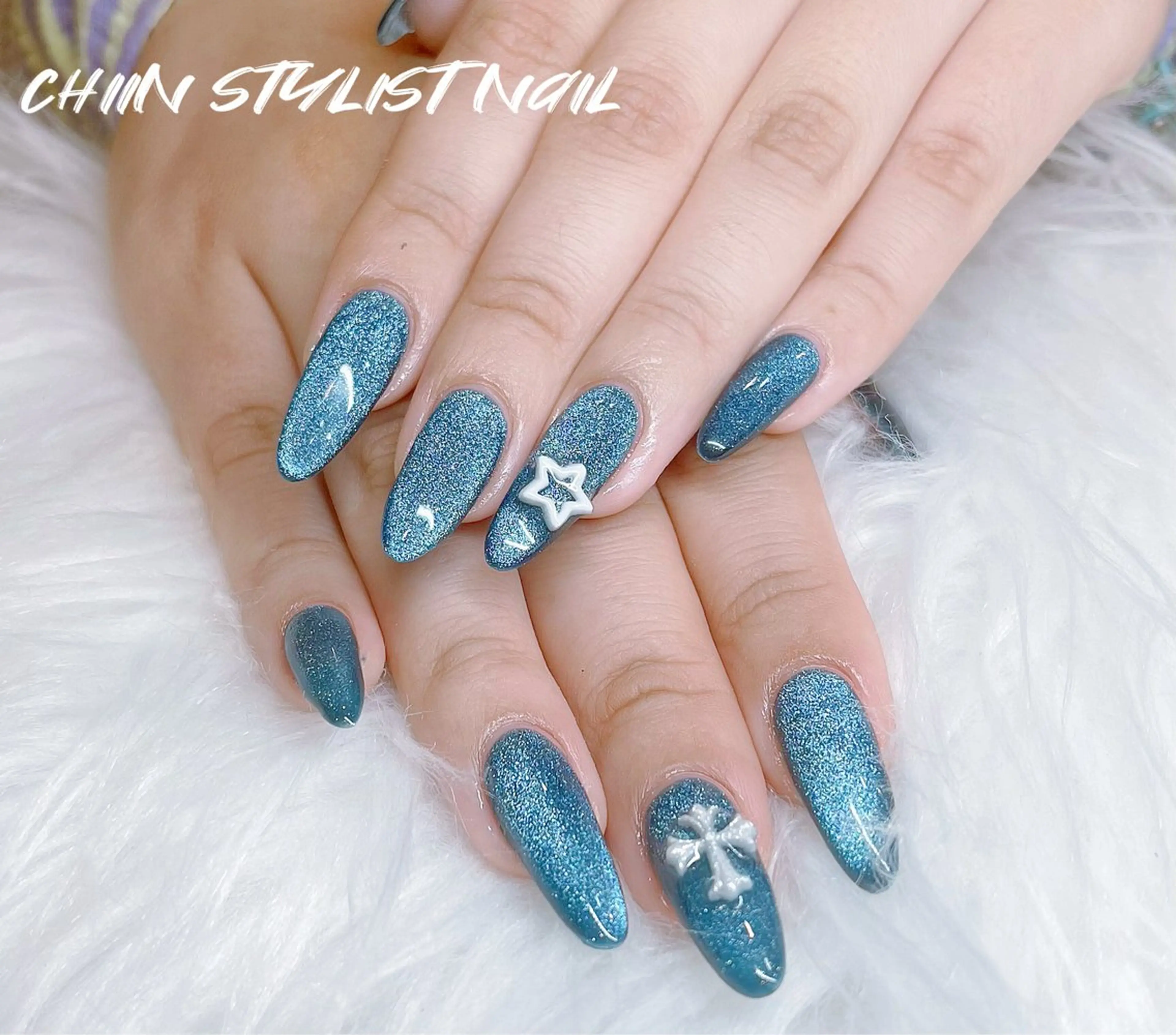 ミディアム Chiin Nail Stylistのネイルデザイン