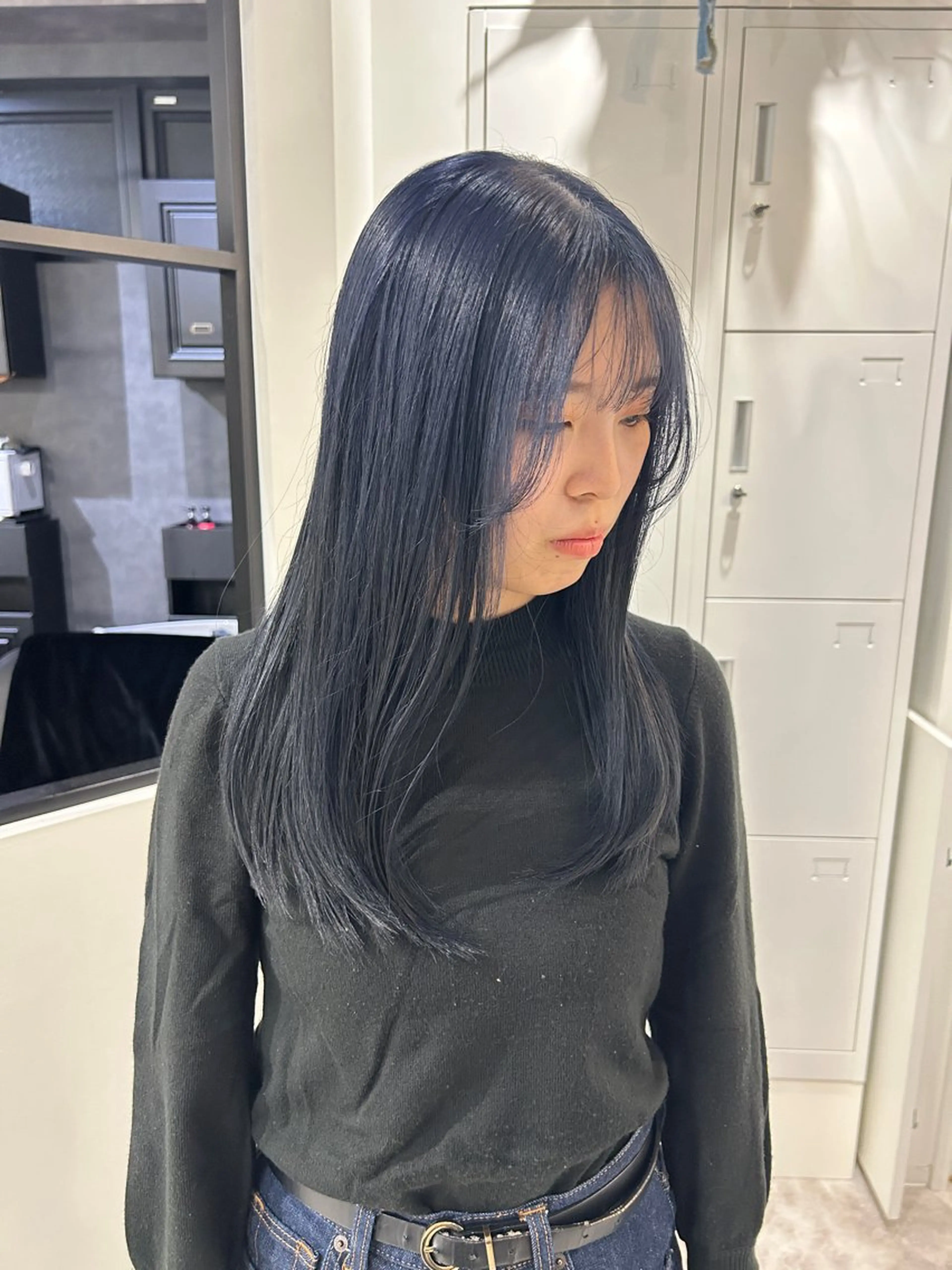 カラー ブルーカラー ネイビーカラー 河野 いずみのヘアスタイル