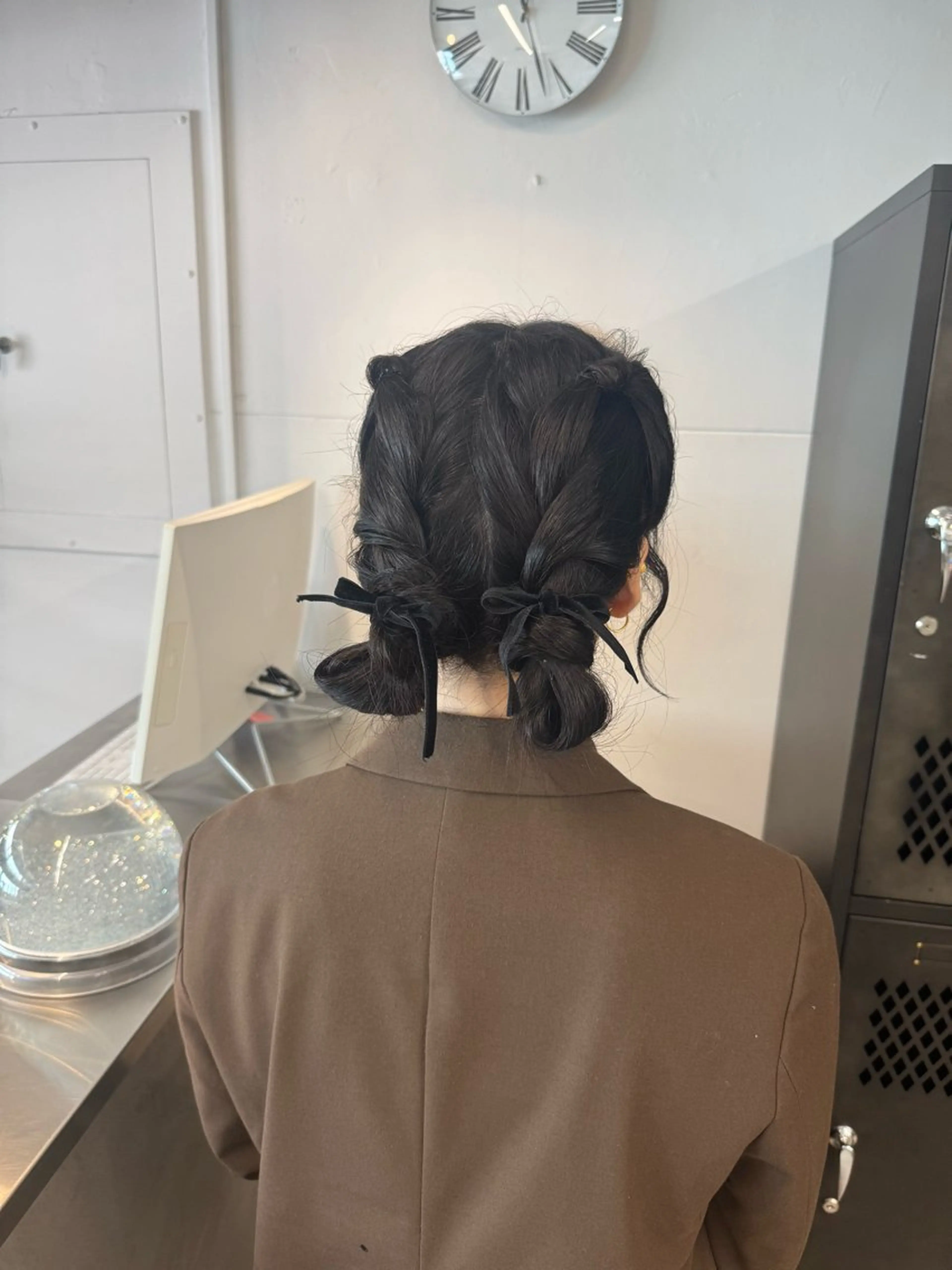 セミロング ヘアセット INORI|艶カラ ー|フェイスレイヤーのヘアスタイル