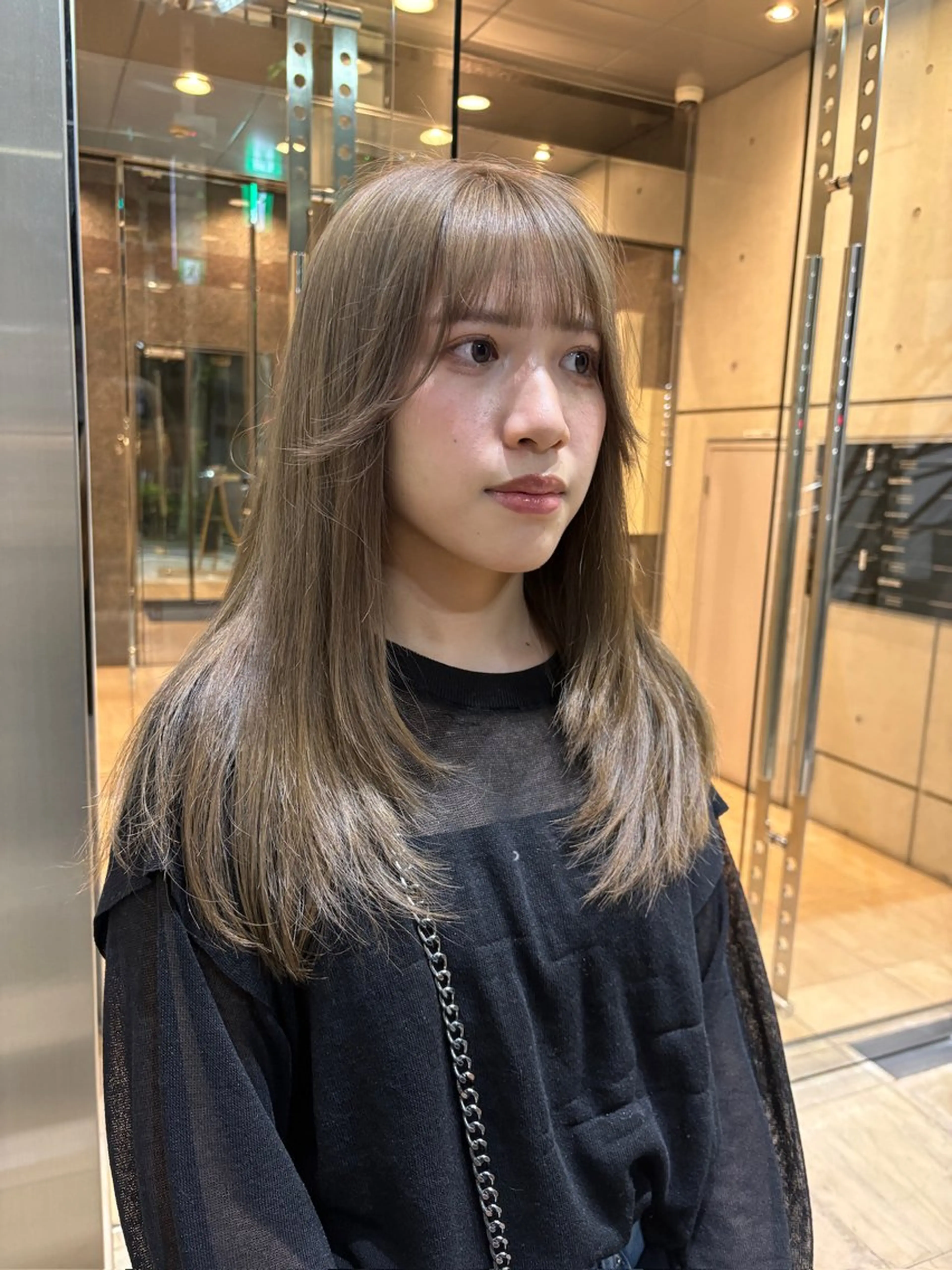 ロング ヘアカラー abe yuikaのヘアスタイル
