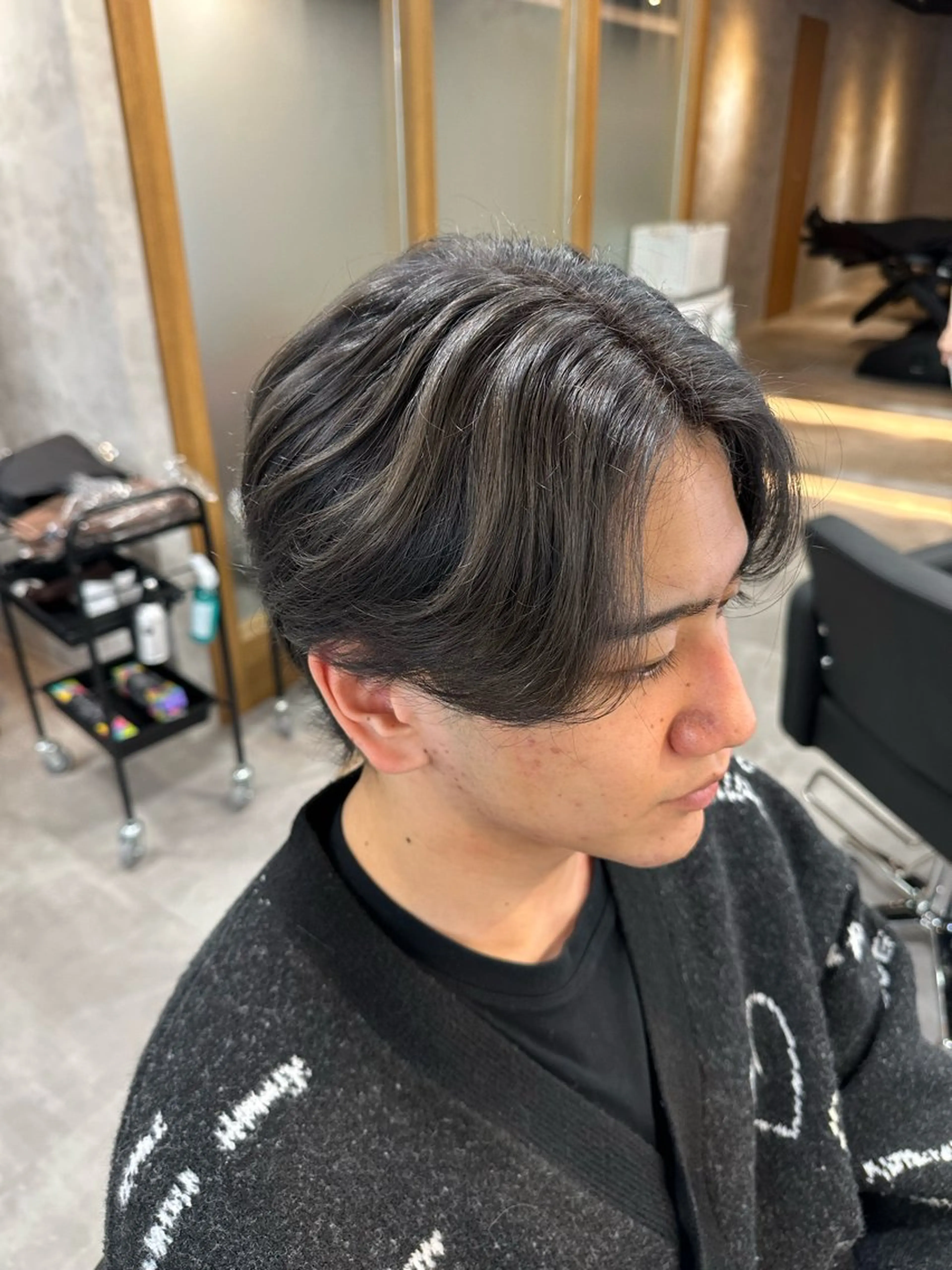 カラー メンズ ダークシルバー シルバー カット ヘアカラー 札幌メンズヘア指名 No.1光👑👑のヘアスタイル