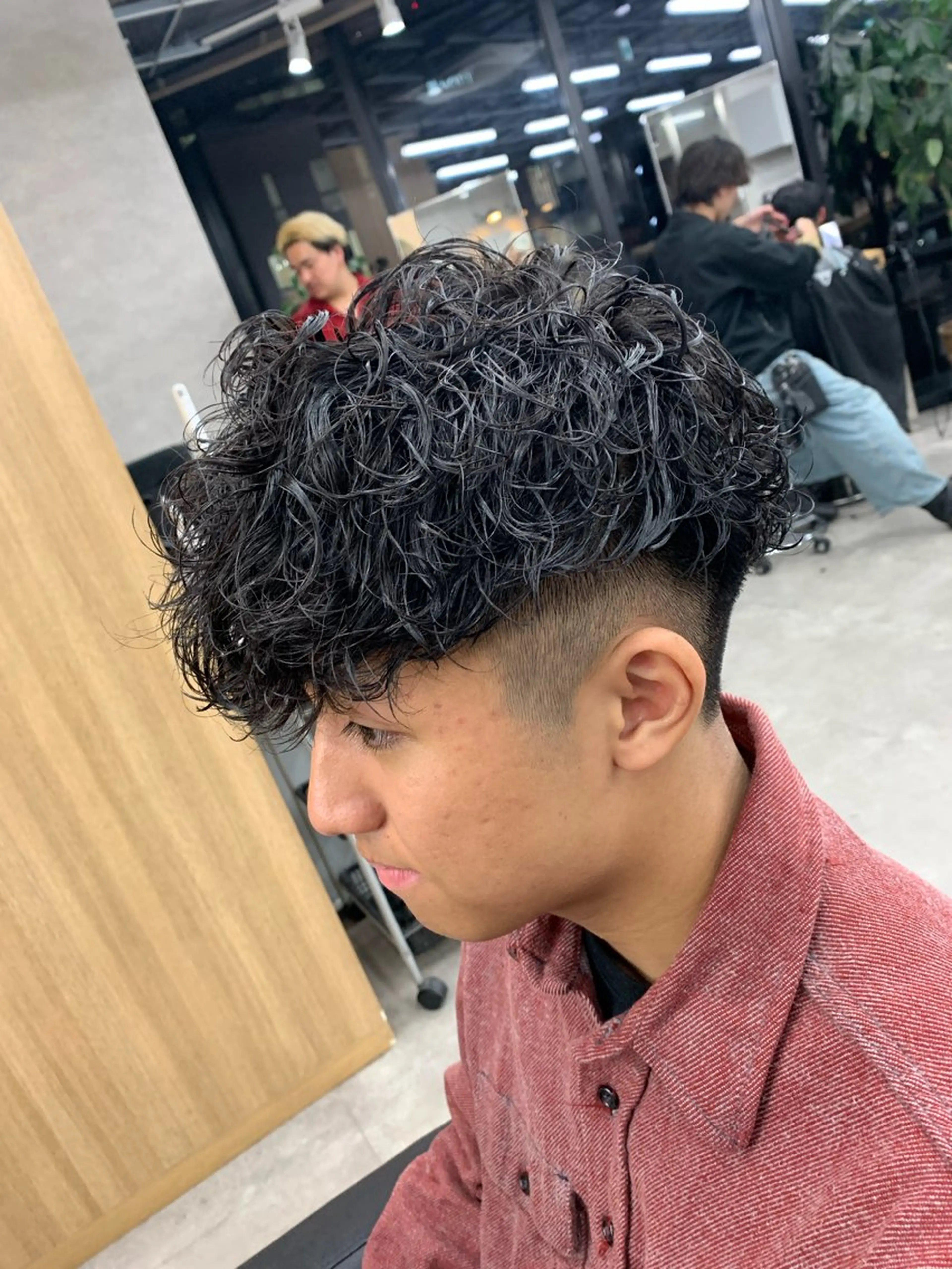 ショート メンズ センターパート メンズハイライト メンズメッシュ マッシュ メンズパーマ メンズ🐺カラー／ 垢抜け🔥木村晴希のヘアスタイル