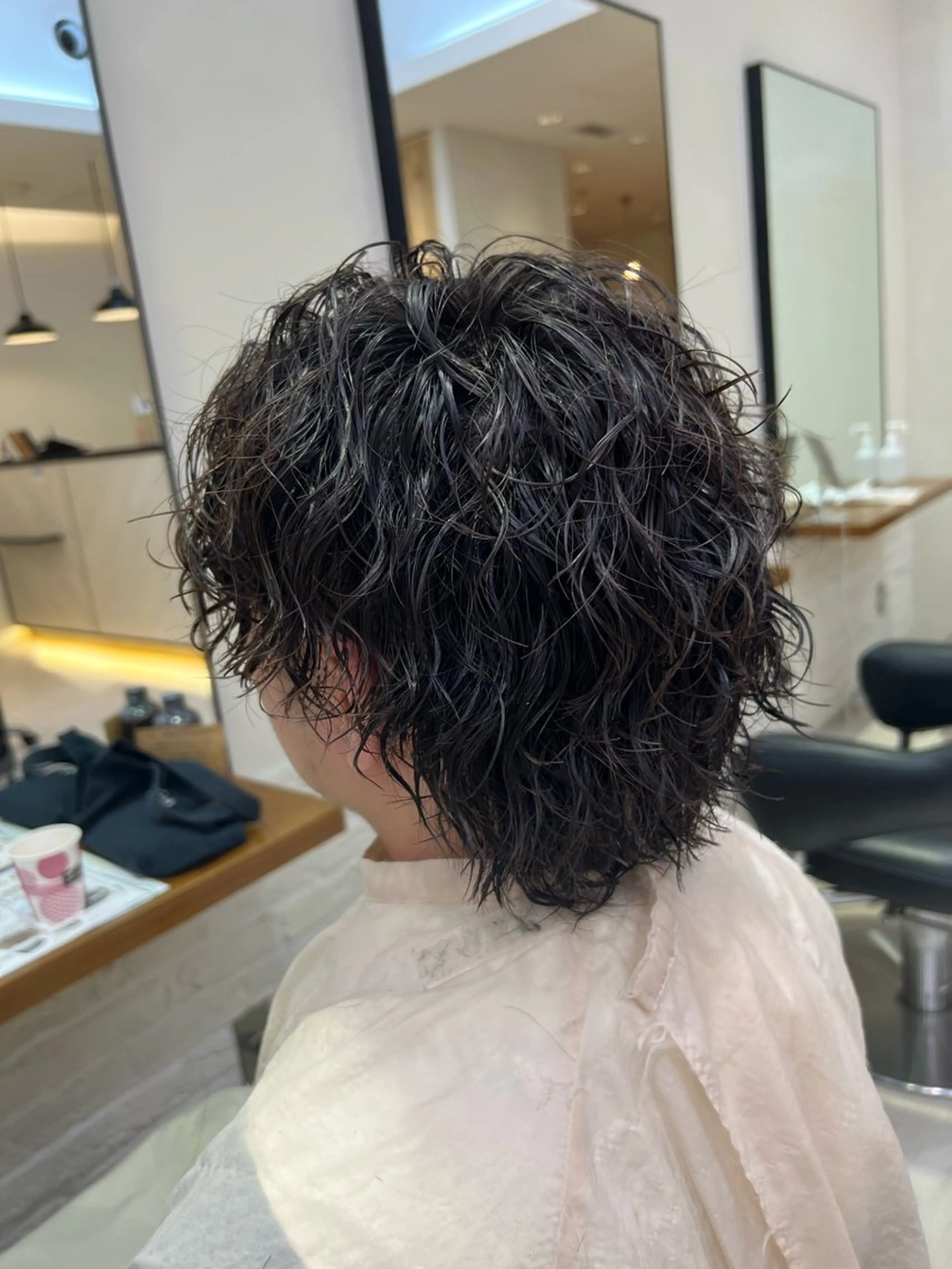 ミディアム パーマ メンズ カット パーマ メンズパーマ 岩成健志郎のヘアスタイル