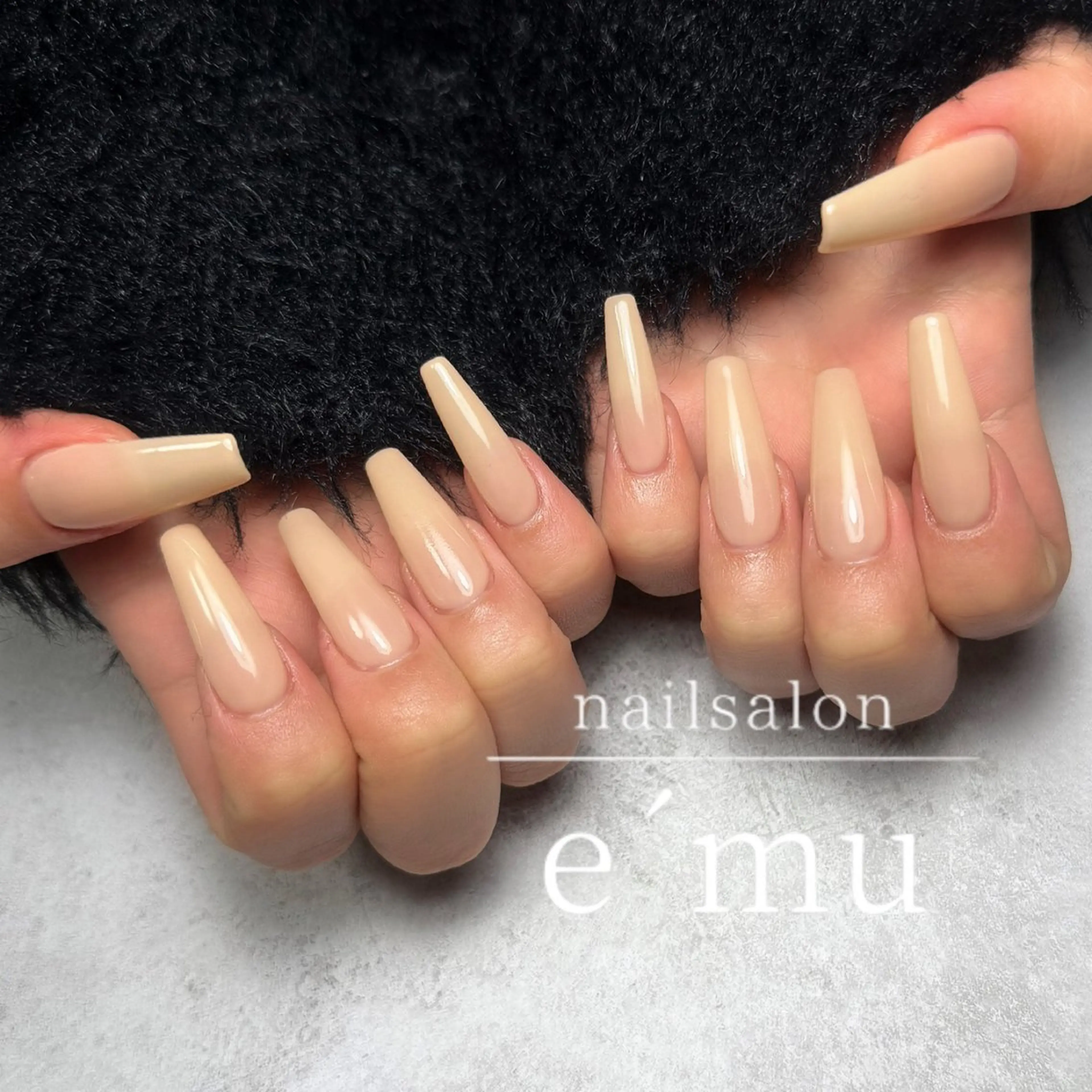 ネイル ワンカラーネイル ハンドネイル nailsalon e´muのネイルデザイン