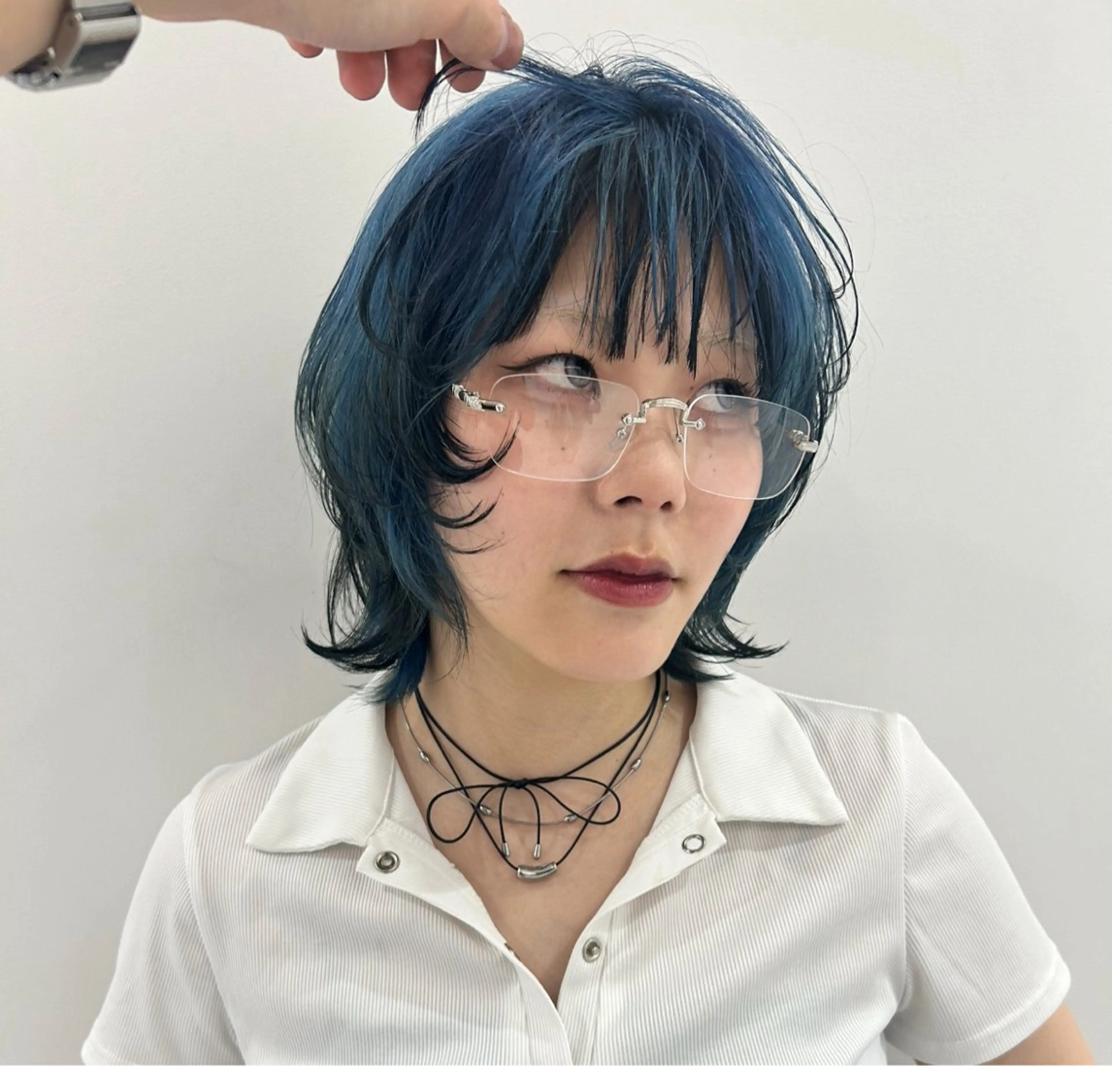 ショート カラー デザインカラー レイヤーカット ウルフカット ウルフレイヤー カット ヘアカラー トリートメント ヘアセット ブリーチ/Wカラー パーマ/似合せカットのヘアスタイル