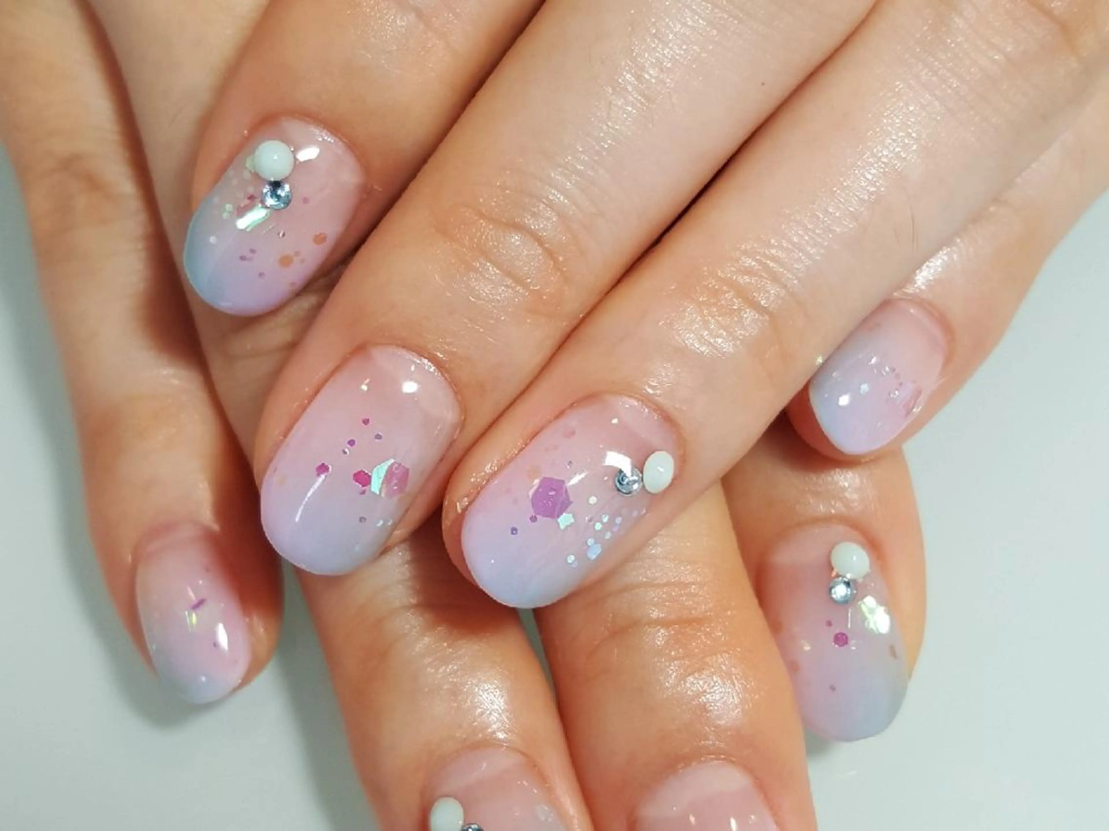 ネイル ブルー ピンク 人気エリア💖完全個室【ルリエ】所属・ネイルサロン Lelienルリエのネイルデザイン