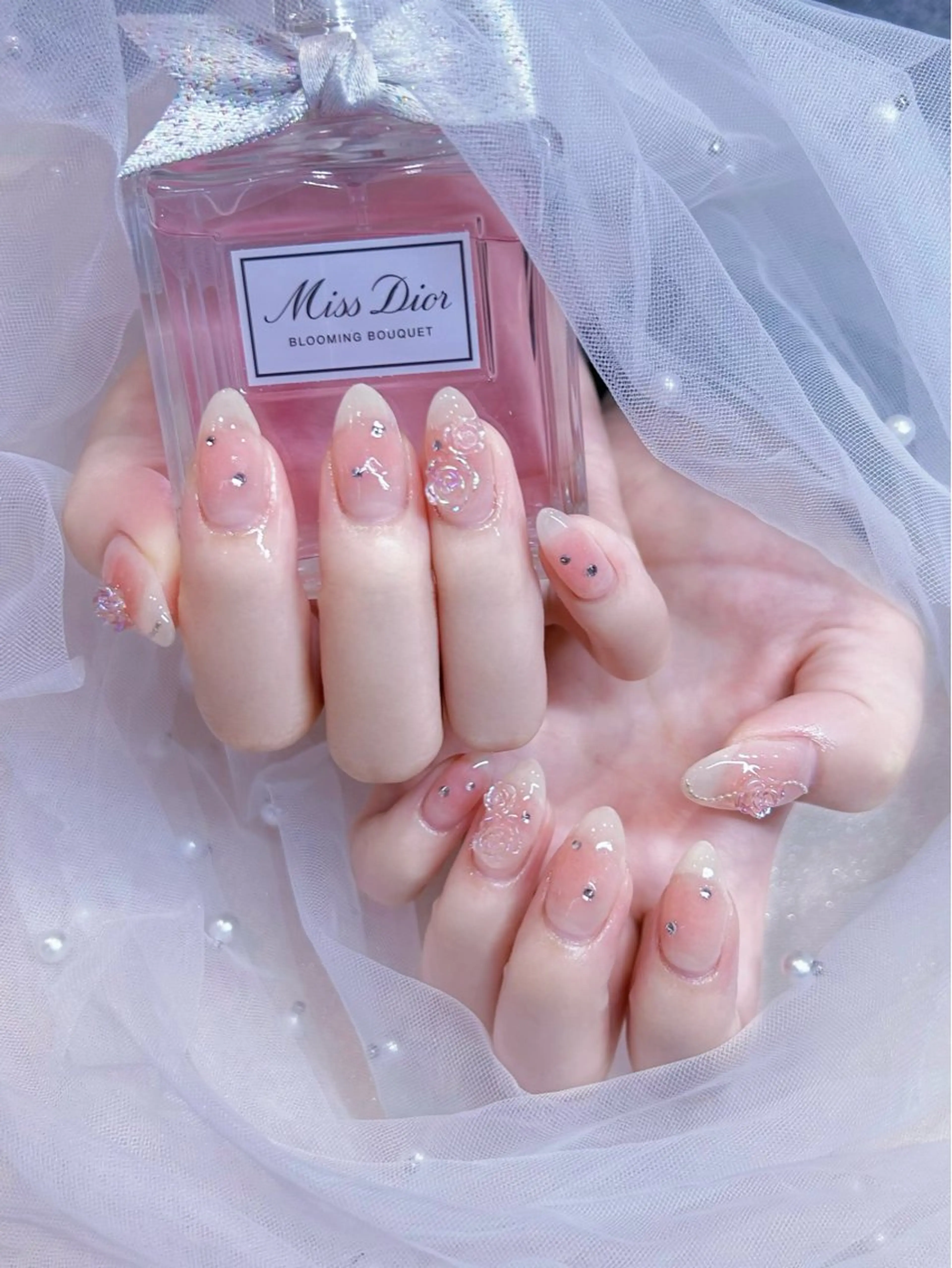 ネイル GO TODAY 横浜Solace店所属・Azuki Nail🎀のネイルデザイン