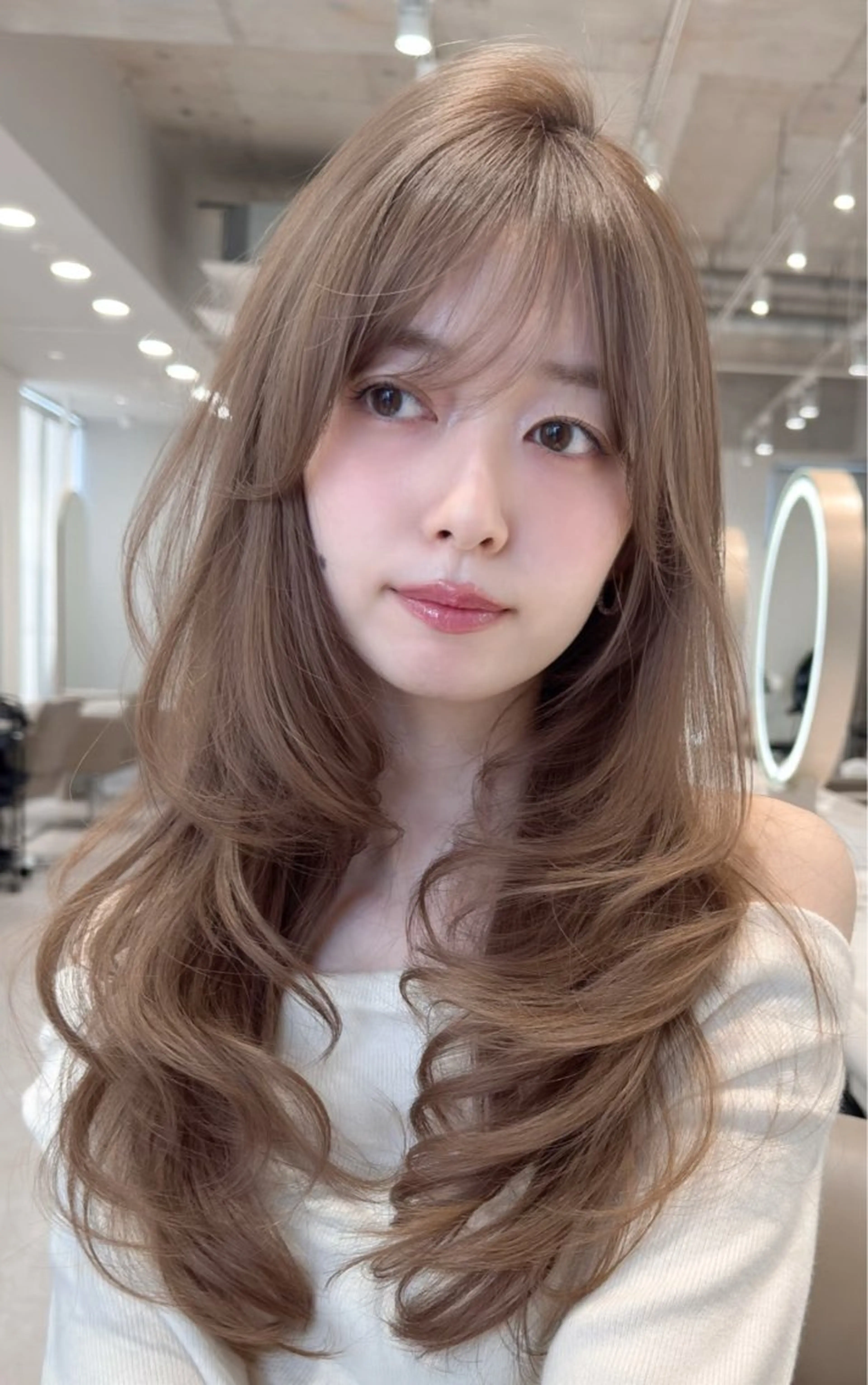 ロング カラー ブリーチ ブリーチなしカラー 髪質改善 韓国風ヘア レイヤーカット カット ヘアカラー トリートメント ヘアセット ARMONY表参道店所属・韓国風レイヤーカラー ライムのヘアスタイル