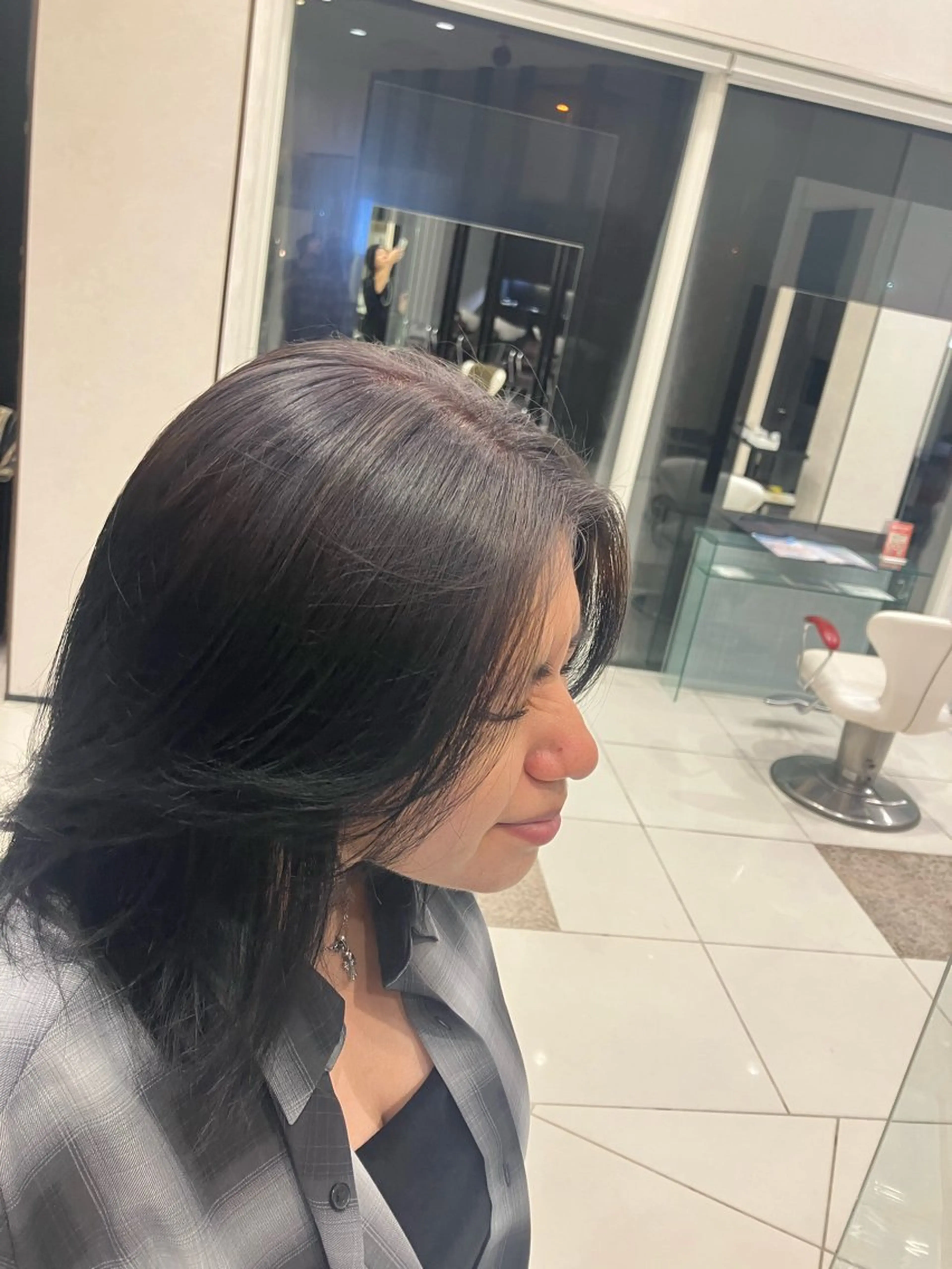ショート カラー 黒髪 デザインカラー SEA BELLE YASUのヘアスタイル