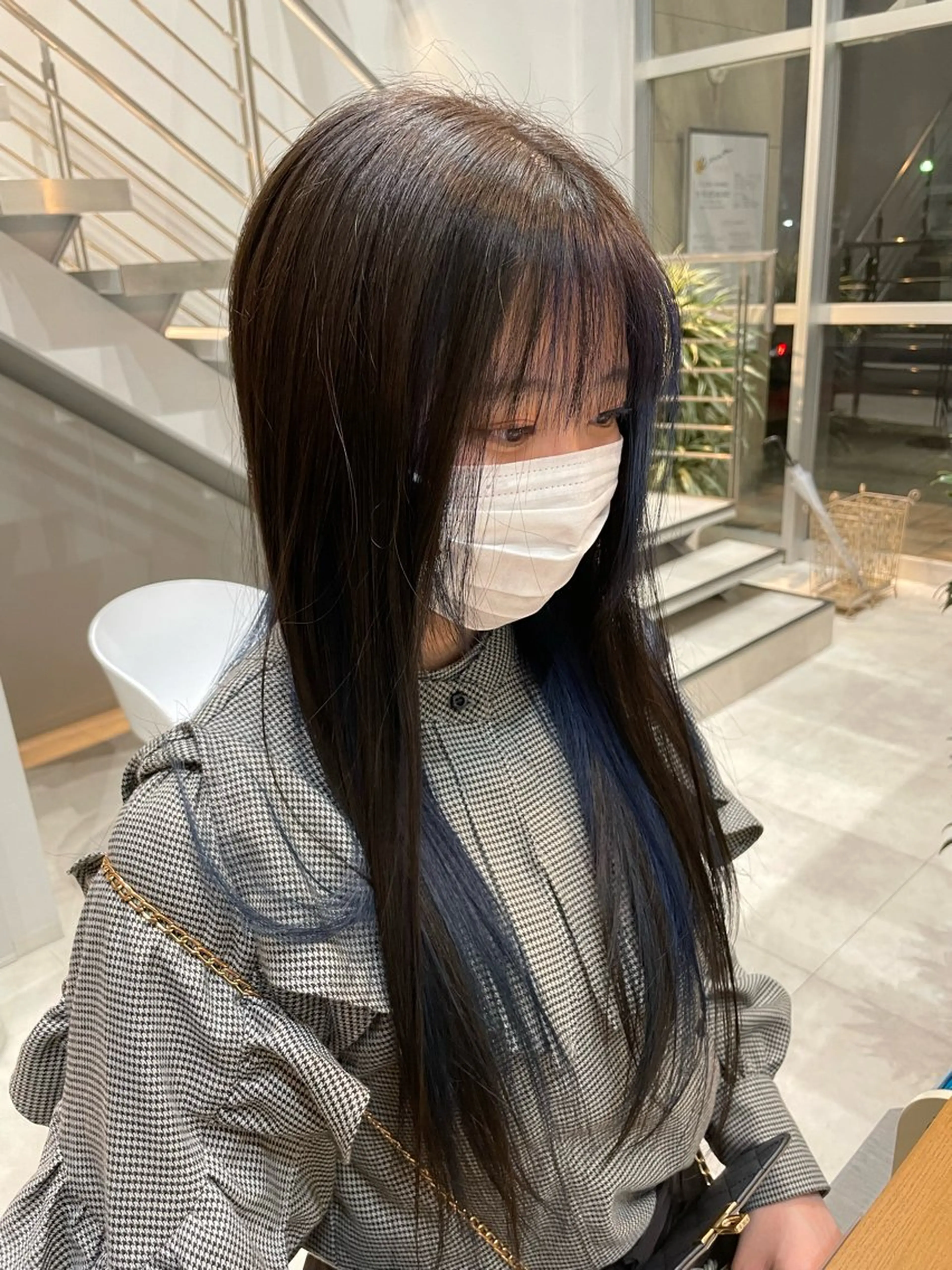 ロング カラー ブルーカラー インナーカラー カット ヘアカラー エマ ピボット 中川店所属・富原崇太/ 透明感カラー/韓国風のヘアスタイル
