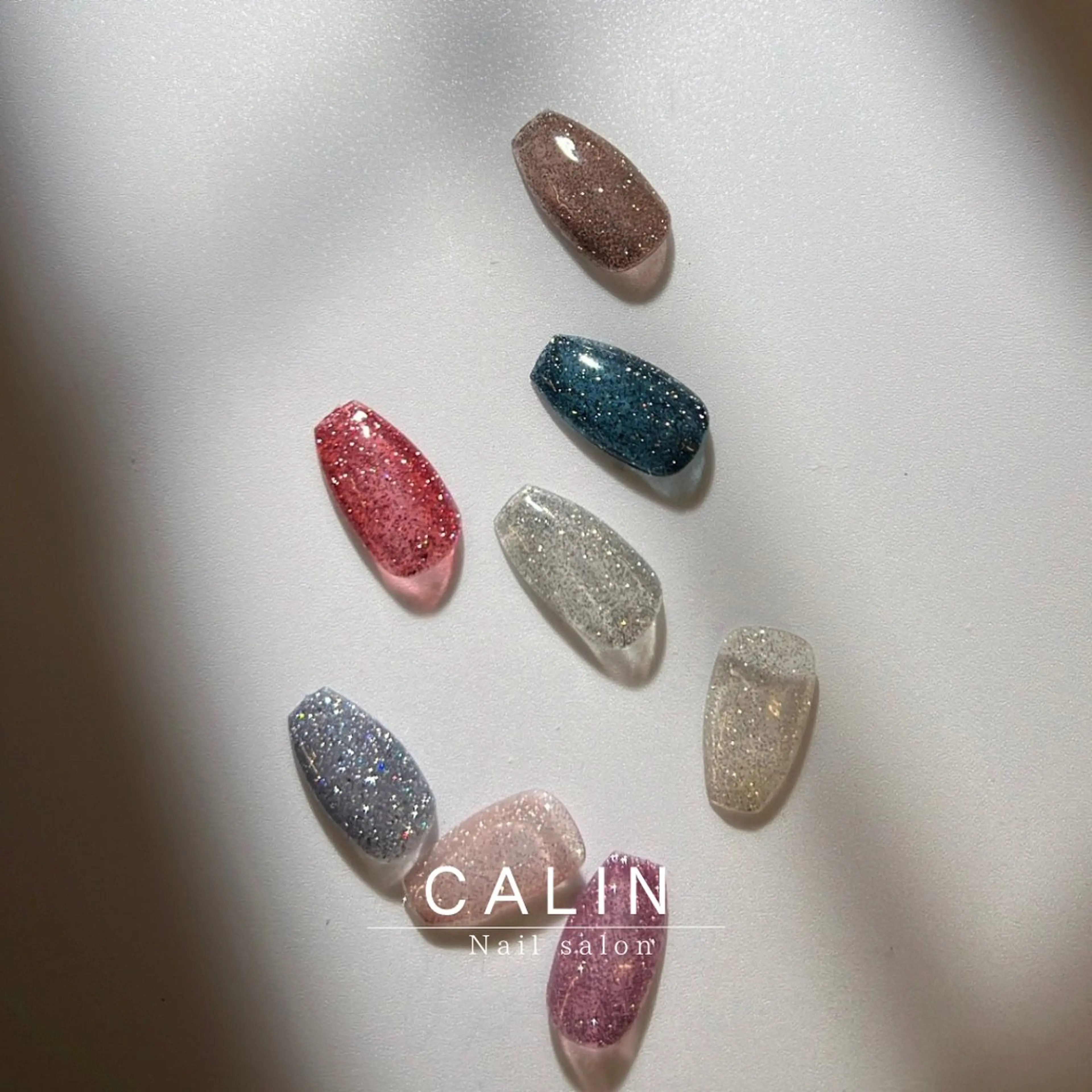 ネイル フラッシュネイル ネイルサロン CALINのネイルデザイン