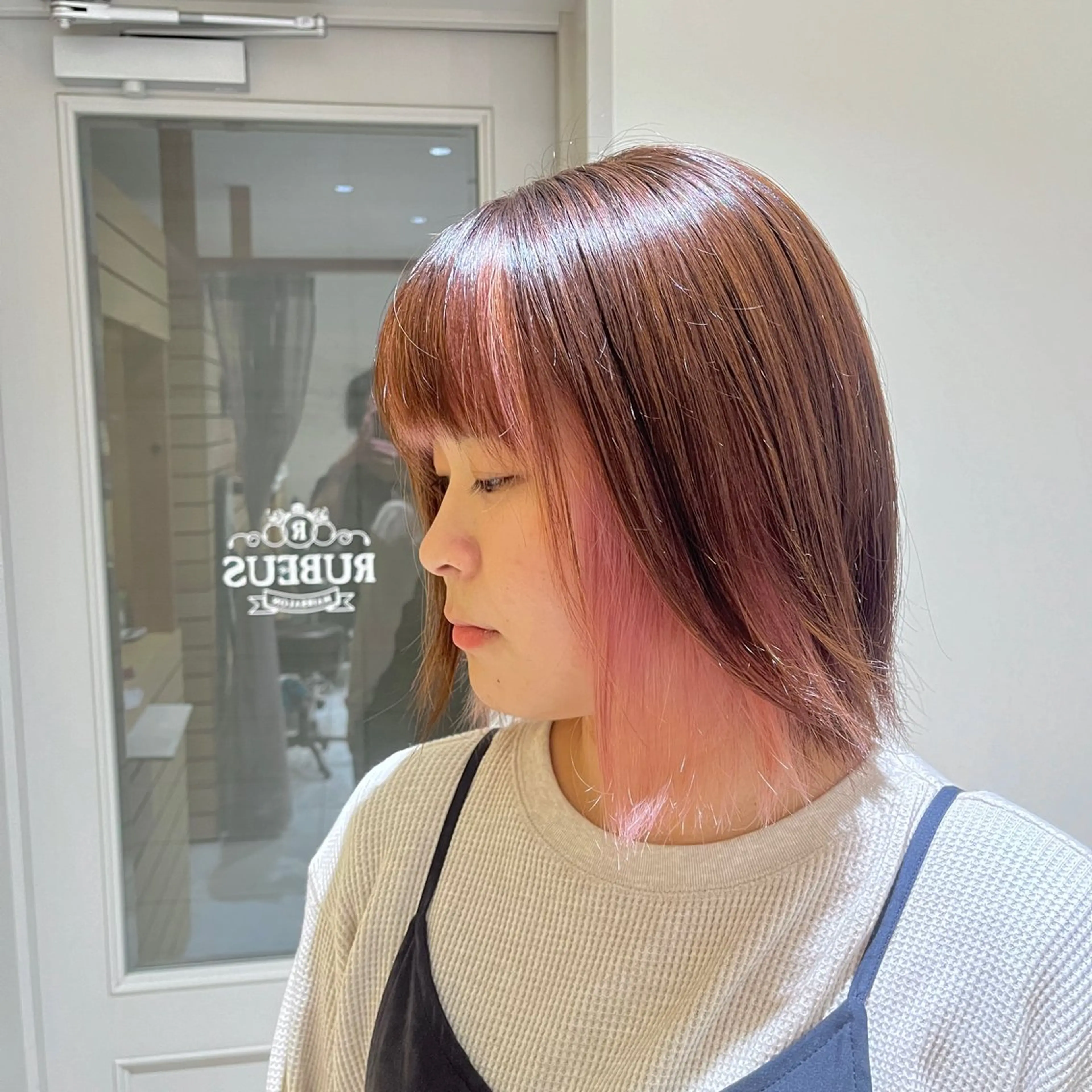 ショート カラー ブリーチ ヘアカラー トリートメント RUBEUS【ルベウス】所属・✨艶々カラー🎨 杉本賢人のヘアスタイル