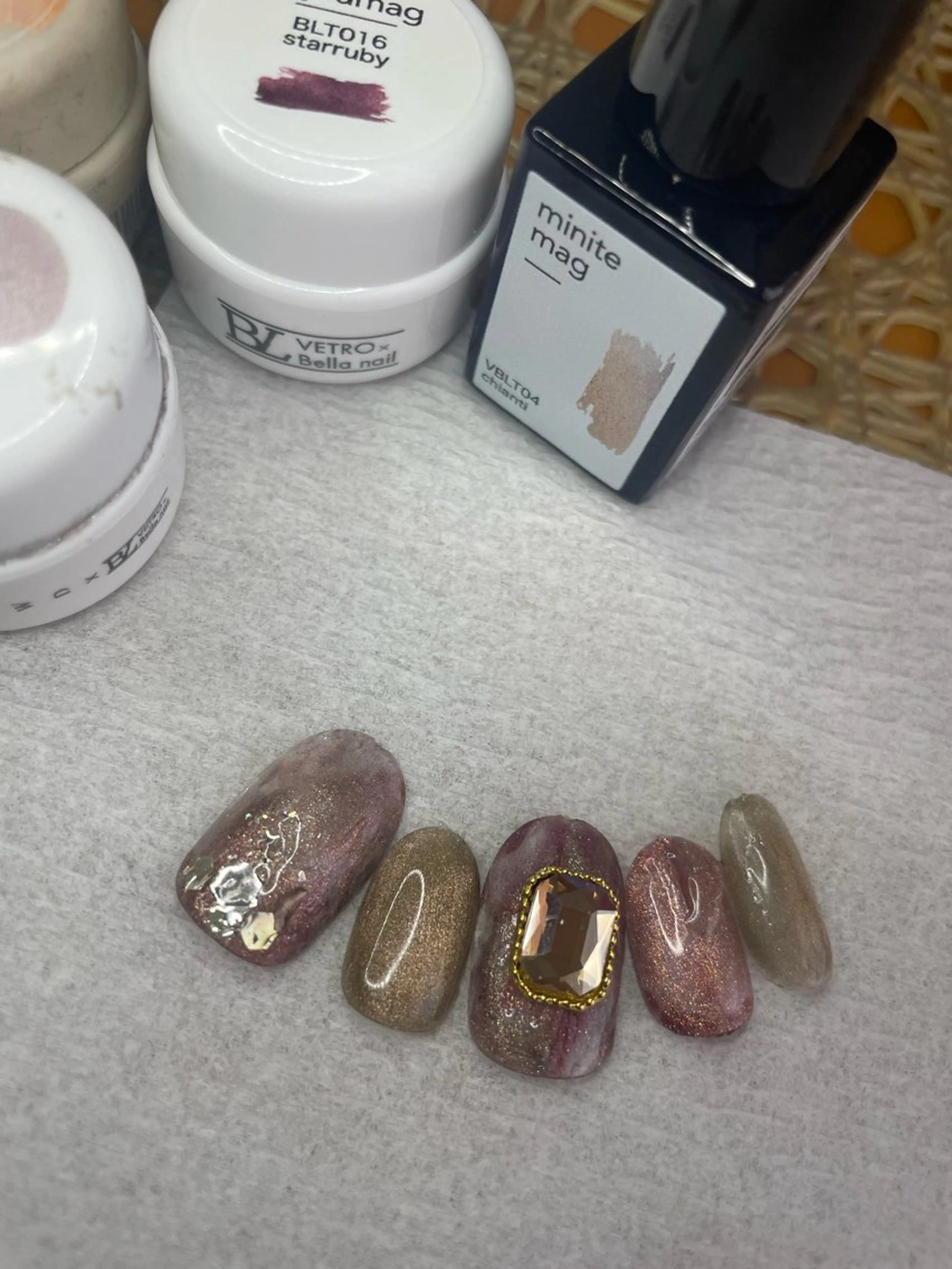 ネイル マグネットネイル ニュアンスネイル NAIL★M 真紀のネイルデザイン