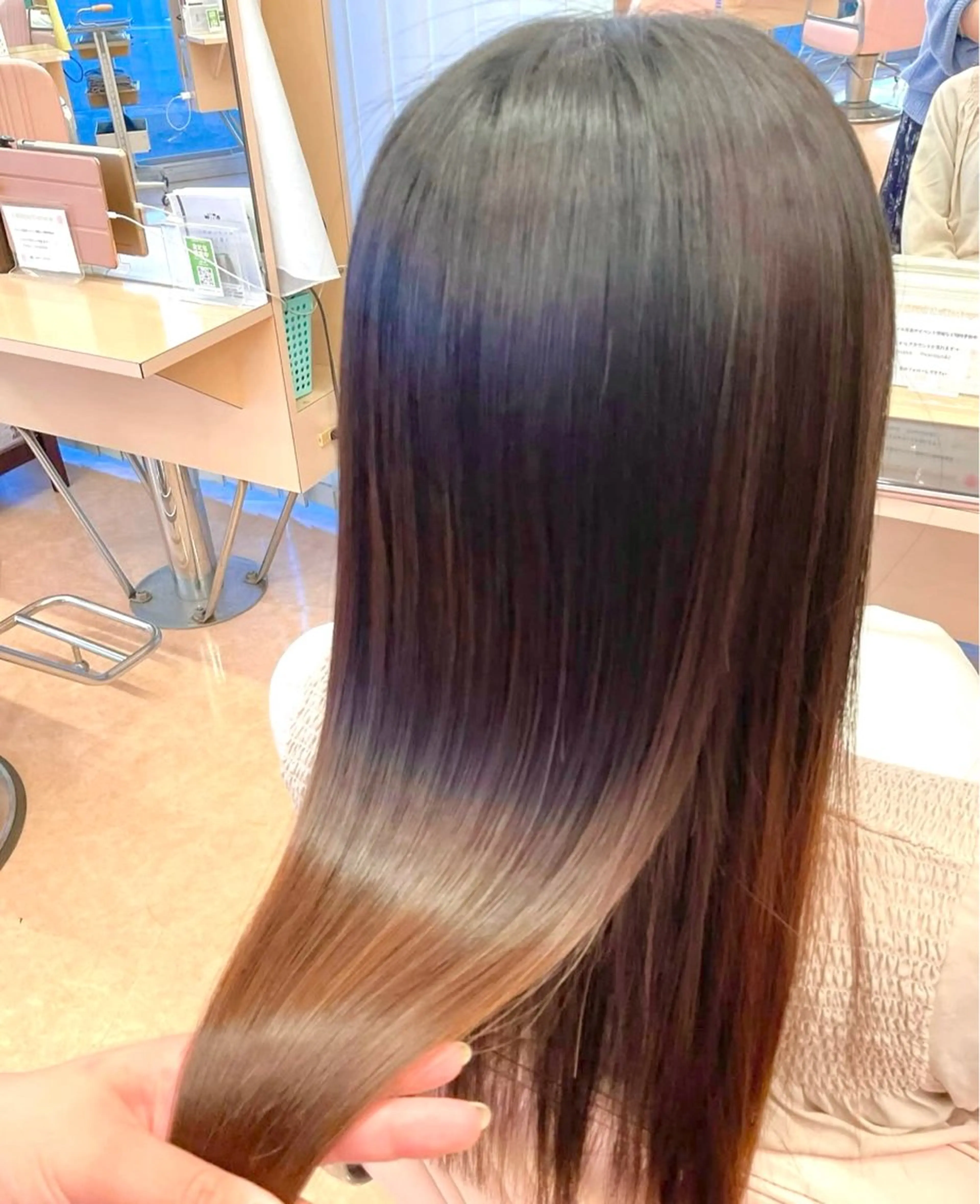 【垢抜けプラン💋】ワンカラー🌈+髪質改善トリートメント🫧の写真