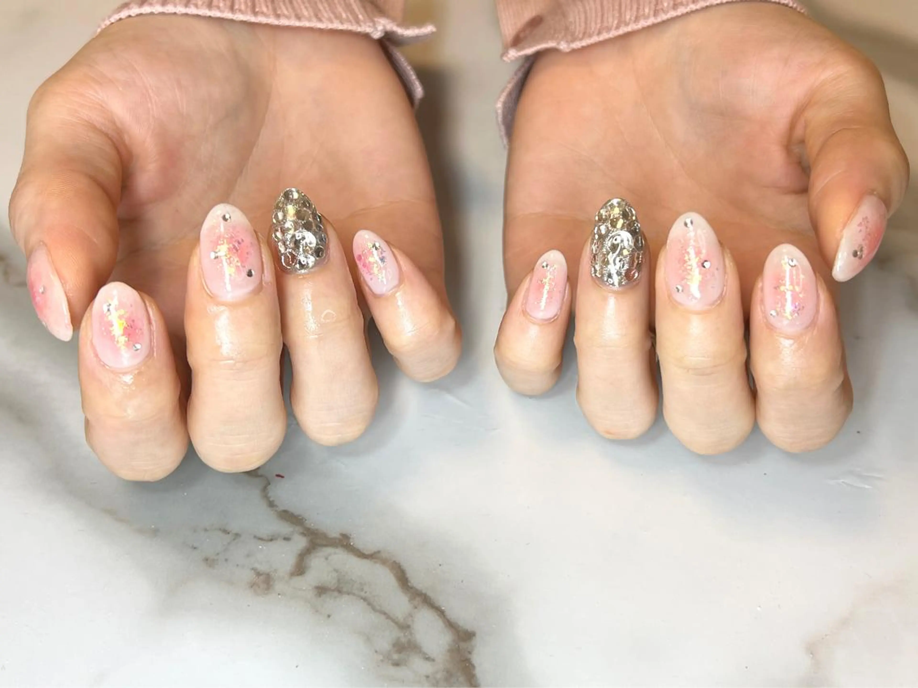 セミロング ネイリスト シンのネイルデザイン