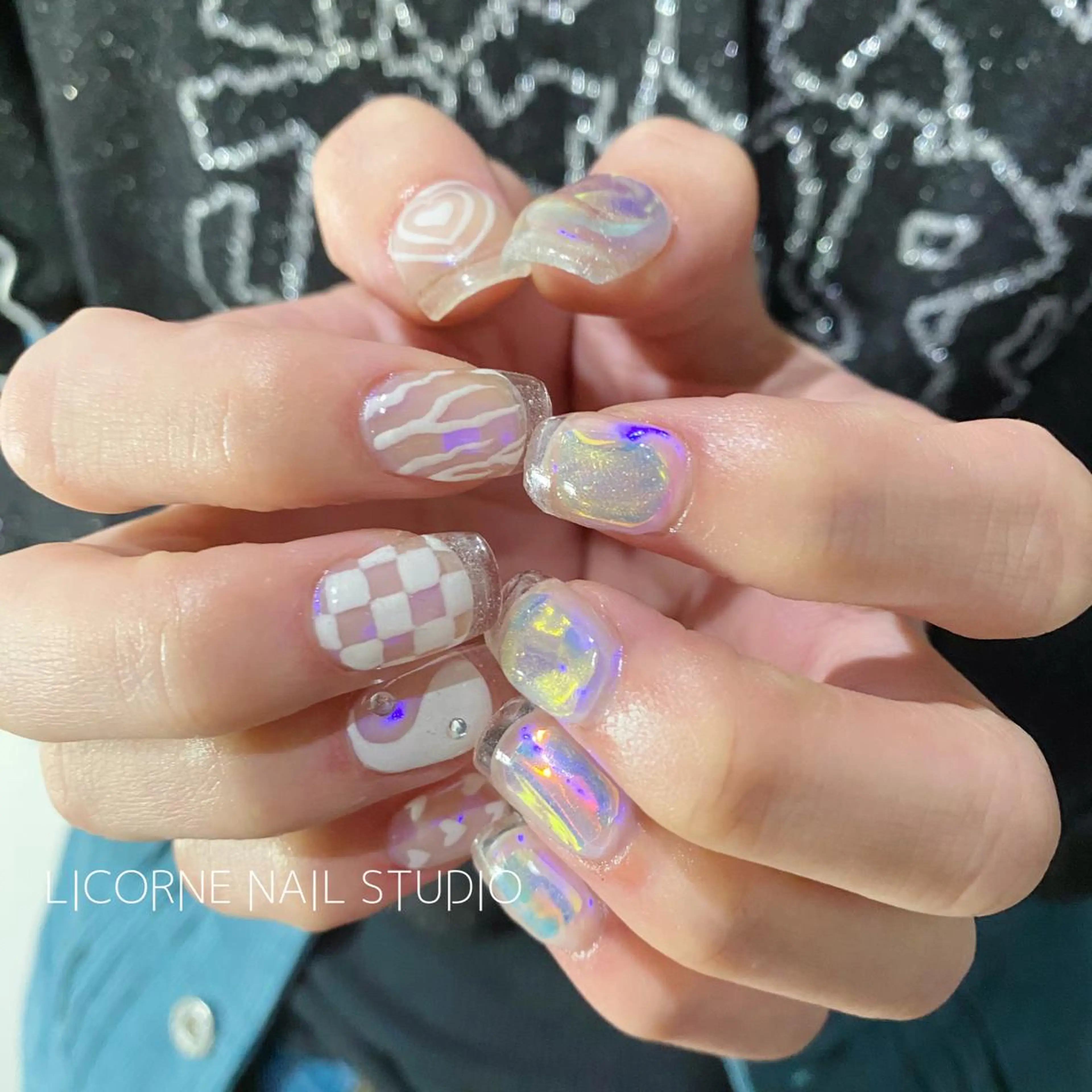 ネイル 氷ネイル・うるうるネイル 韓国ネイル ハンドネイル Nail by Licorneのネイルデザイン