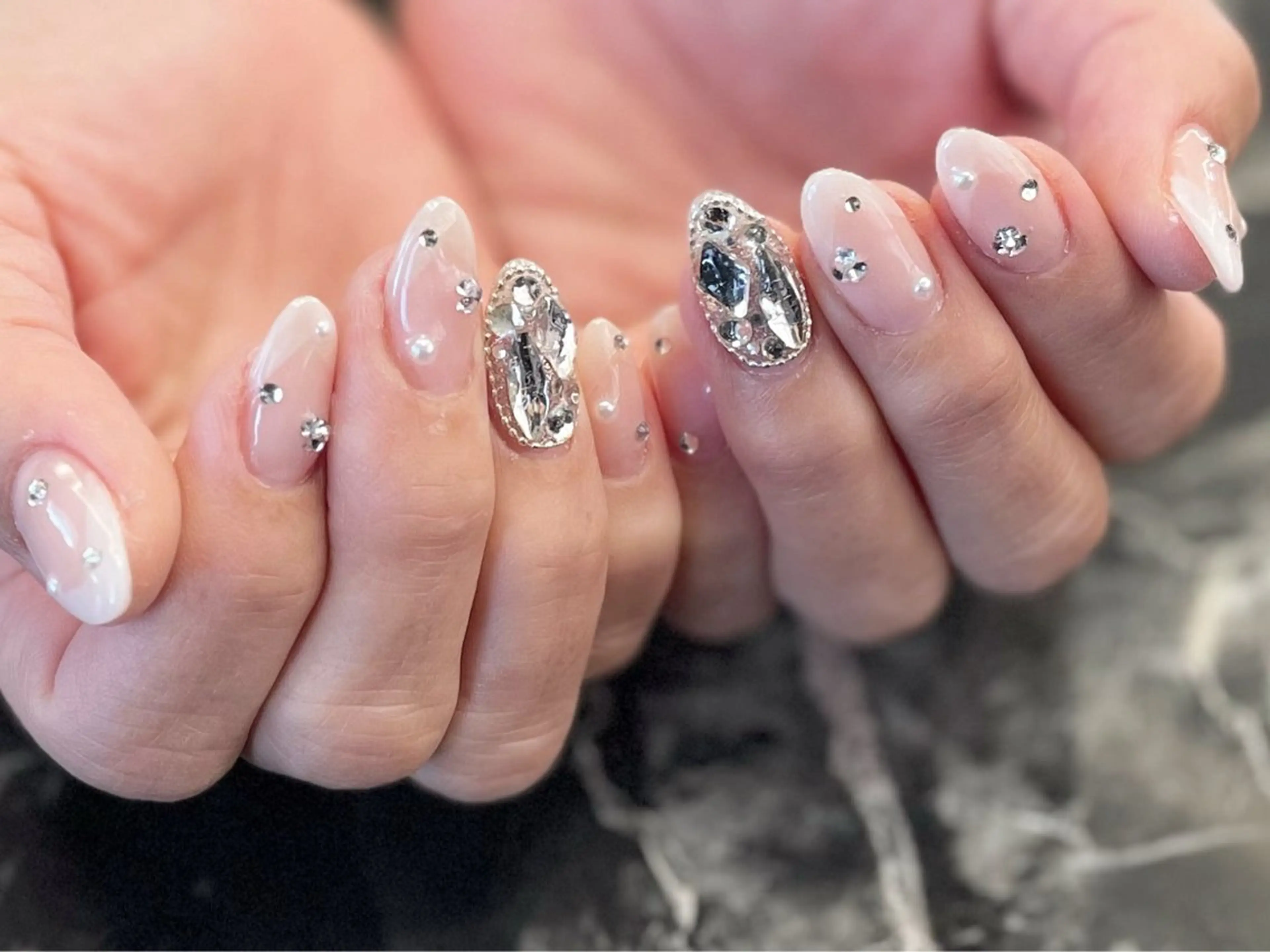 ネイル フットネイル ニュアンスネイル シンプルネイル ストーンネイル 冬ネイル ネイル フフラ所属・nail fufla ♡yamane♡のネイルデザイン