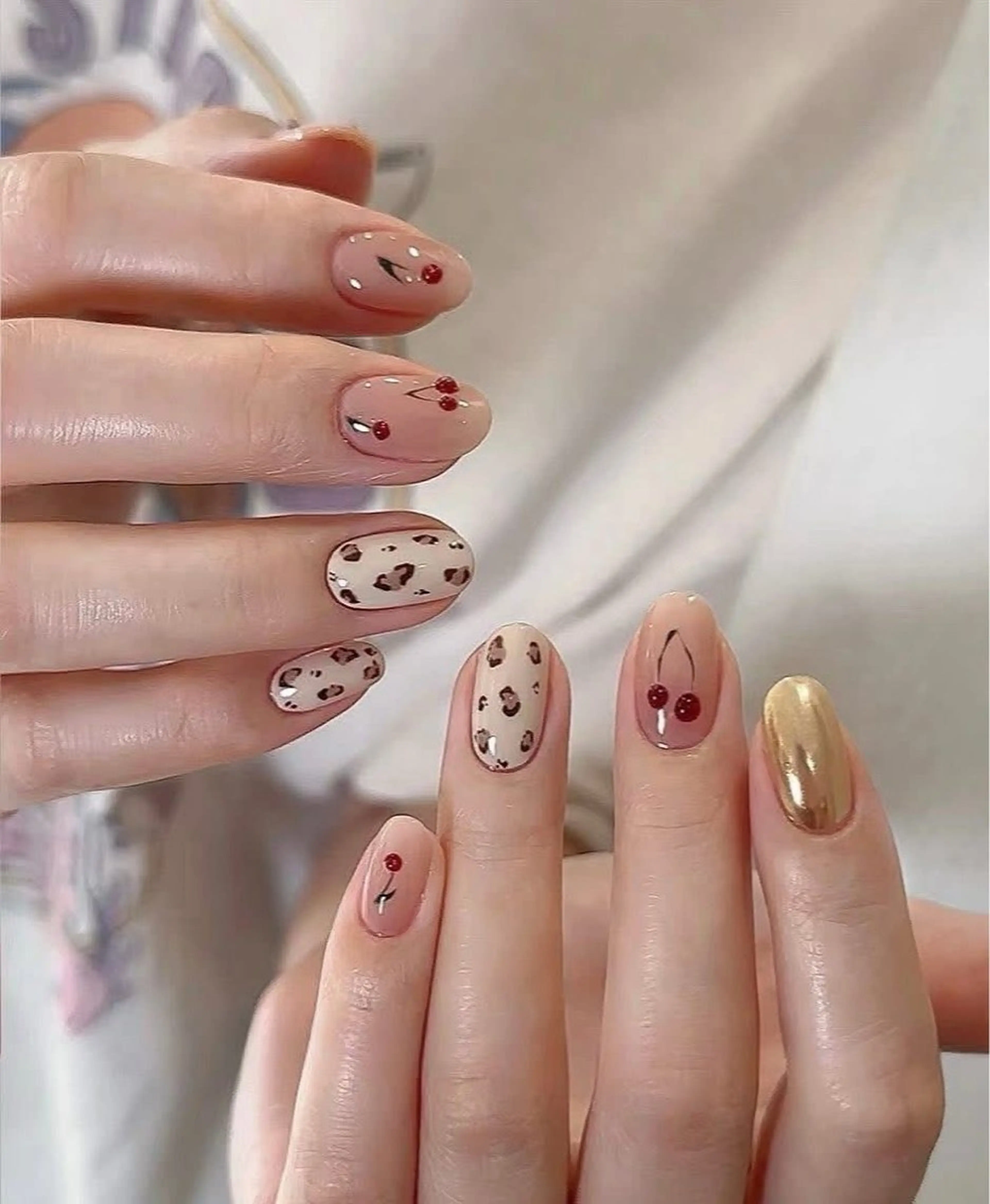 ネイル ハンドネイル T. Leeのネイルデザイン