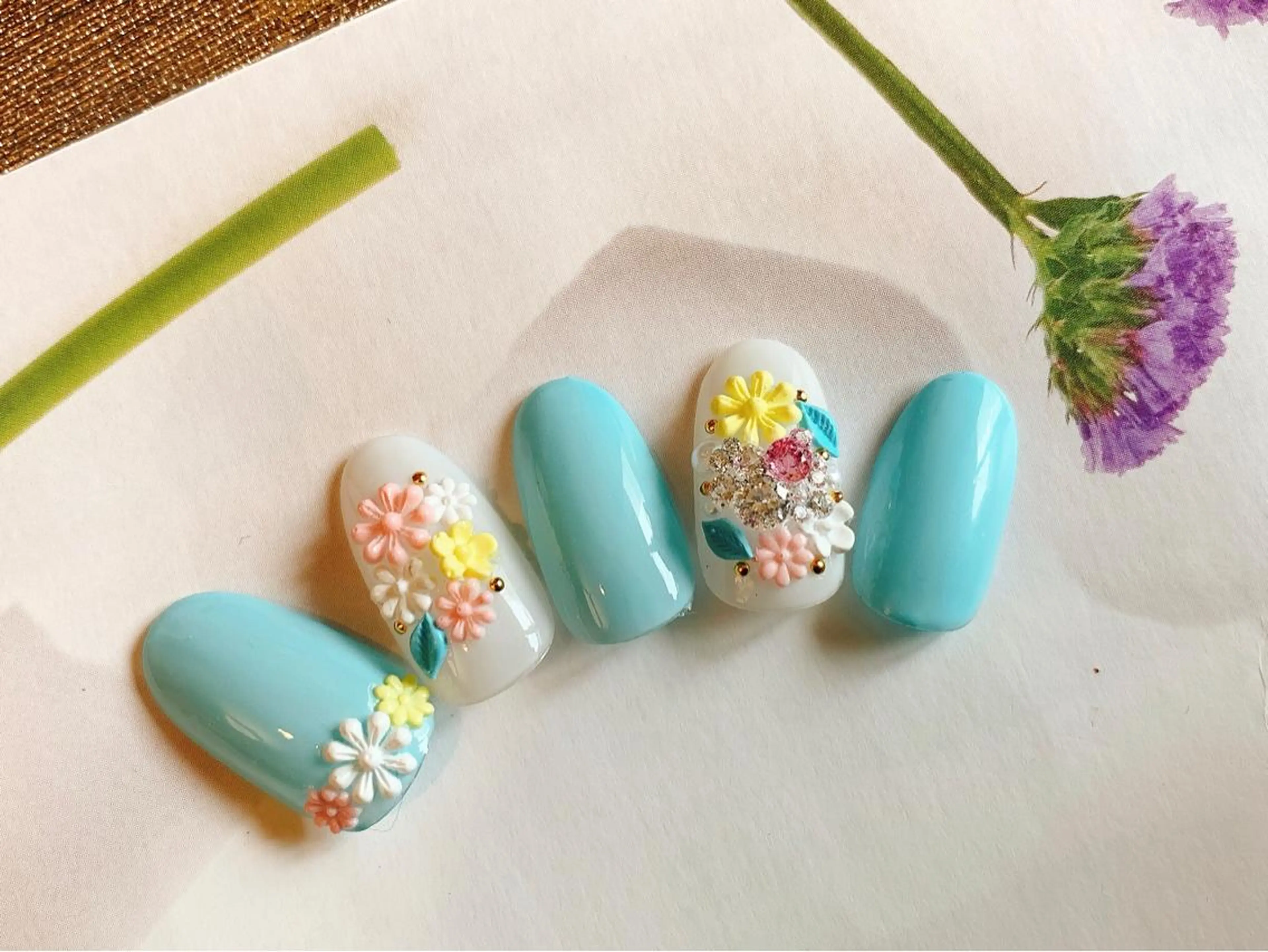 ネイル f'bloom  L’ecrinのネイルデザイン