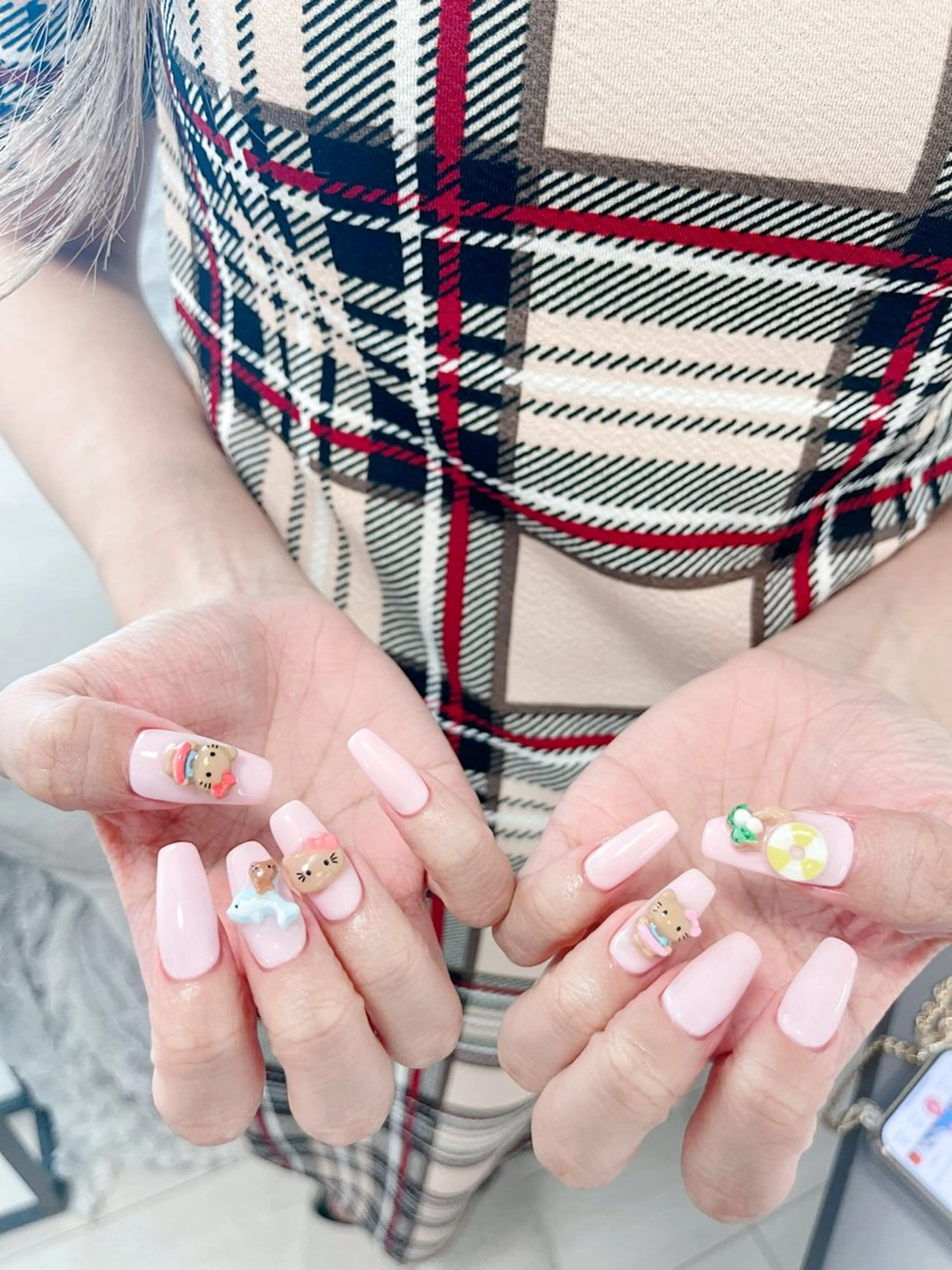 ネイル un jour所属・nailsalon unjourのネイルデザイン