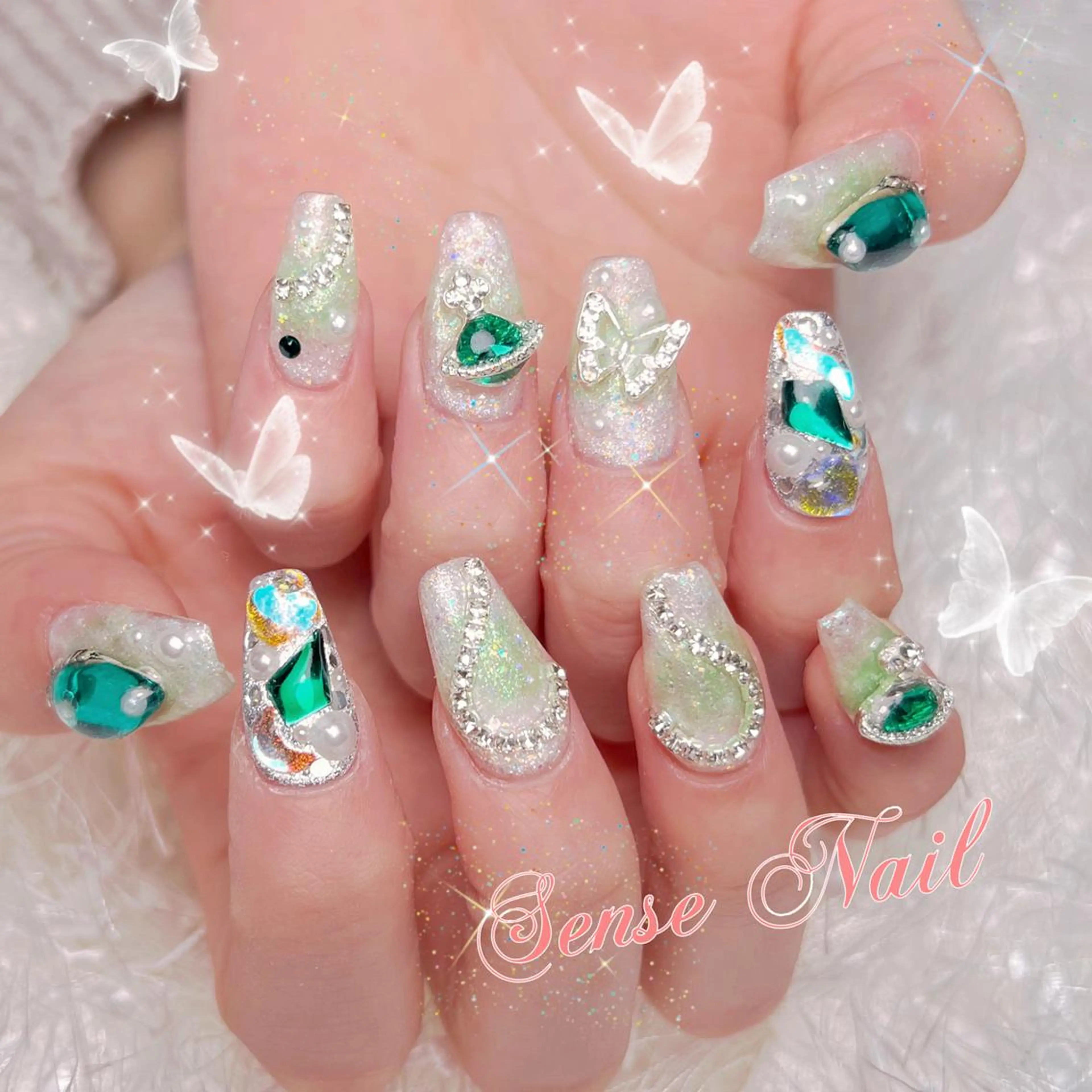 🌠🌠スカルプ長さだし+持込デザイン(ゴテゴテデザイン）(オフあり+500円)の写真