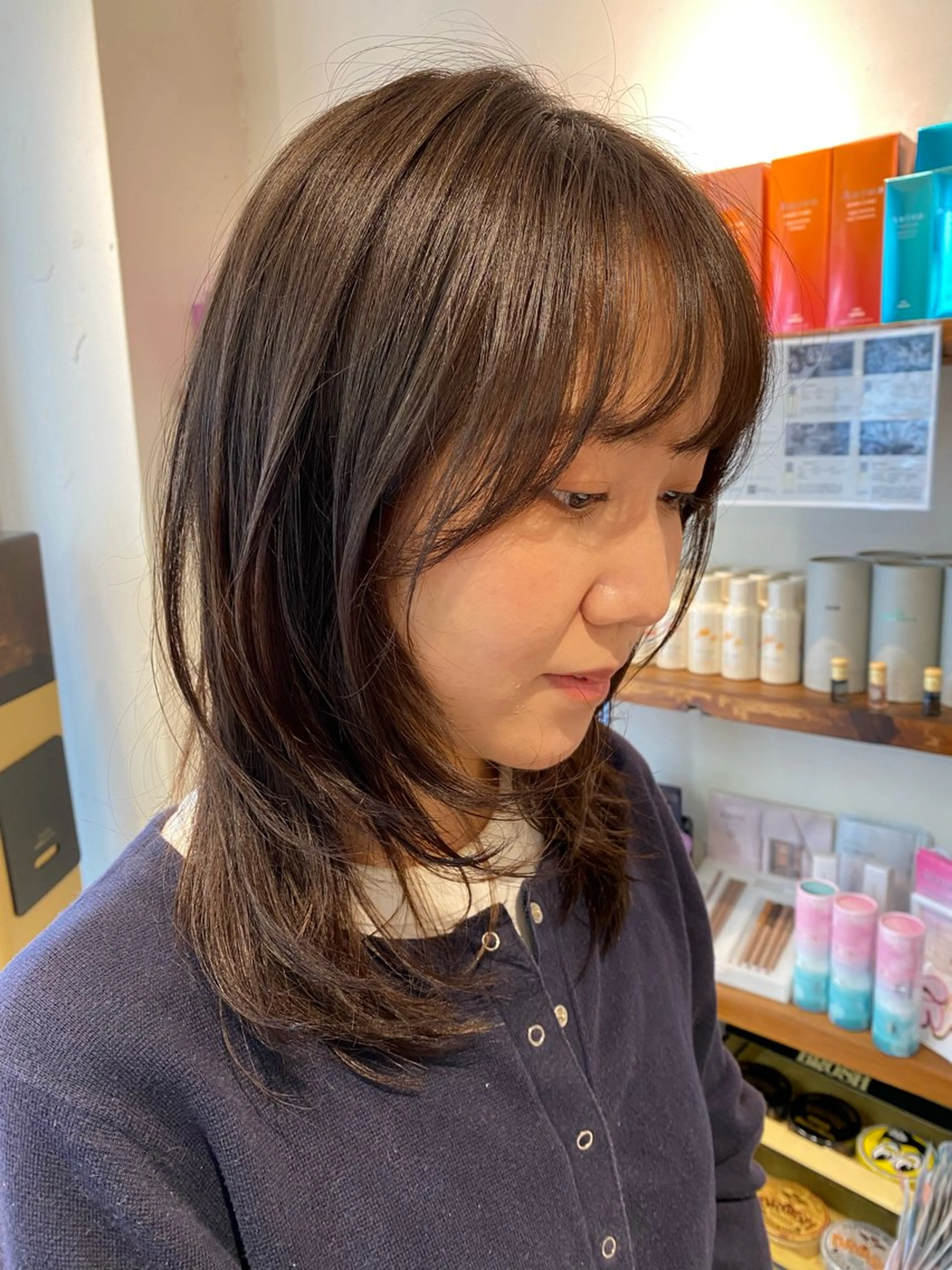 ミディアム カラー カット ヘアカラー ナチュラルヘア🫧 ナナミのヘアスタイル