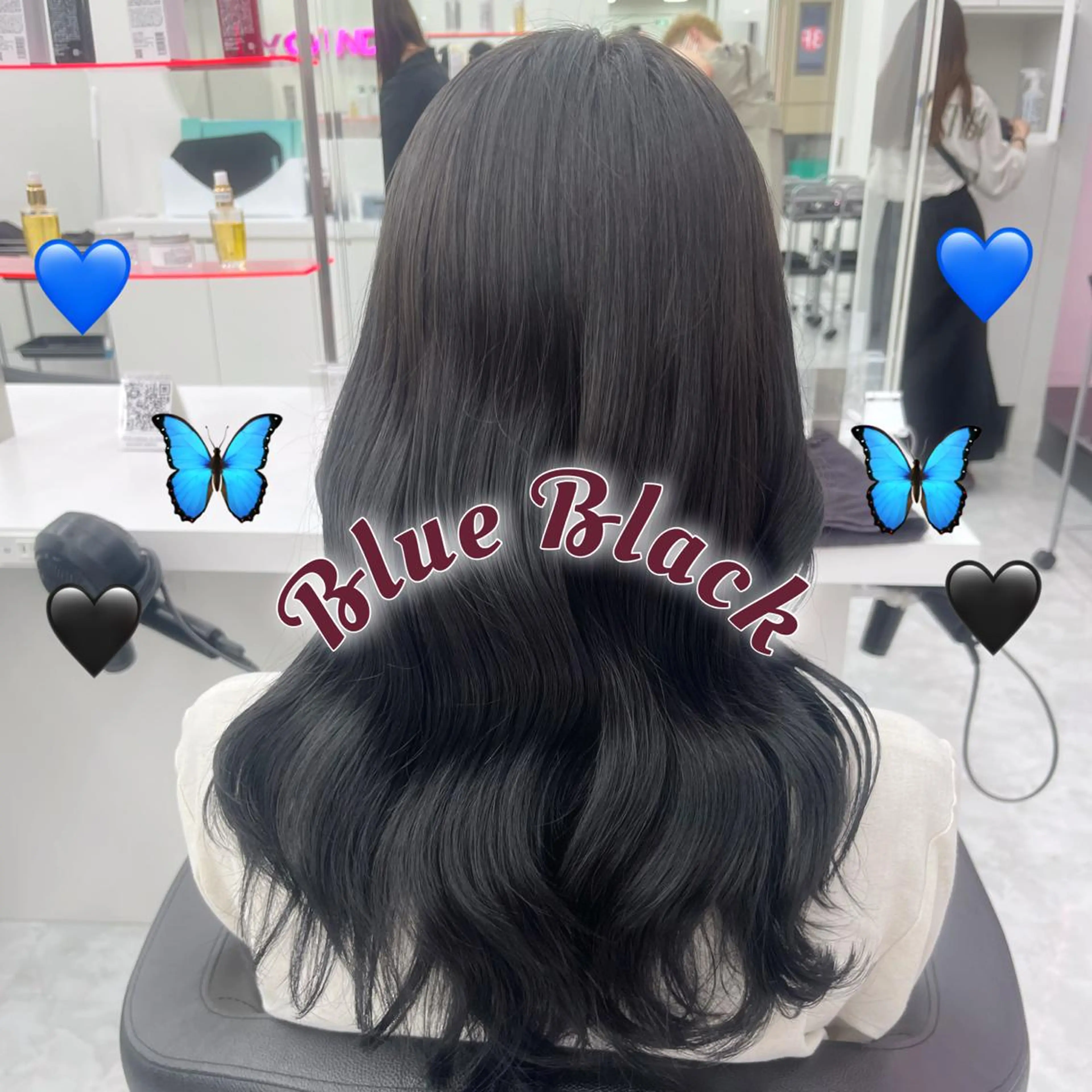 セミロング ❤︎ワンホンガーリー なハイトーンヘア❤︎のヘアスタイル