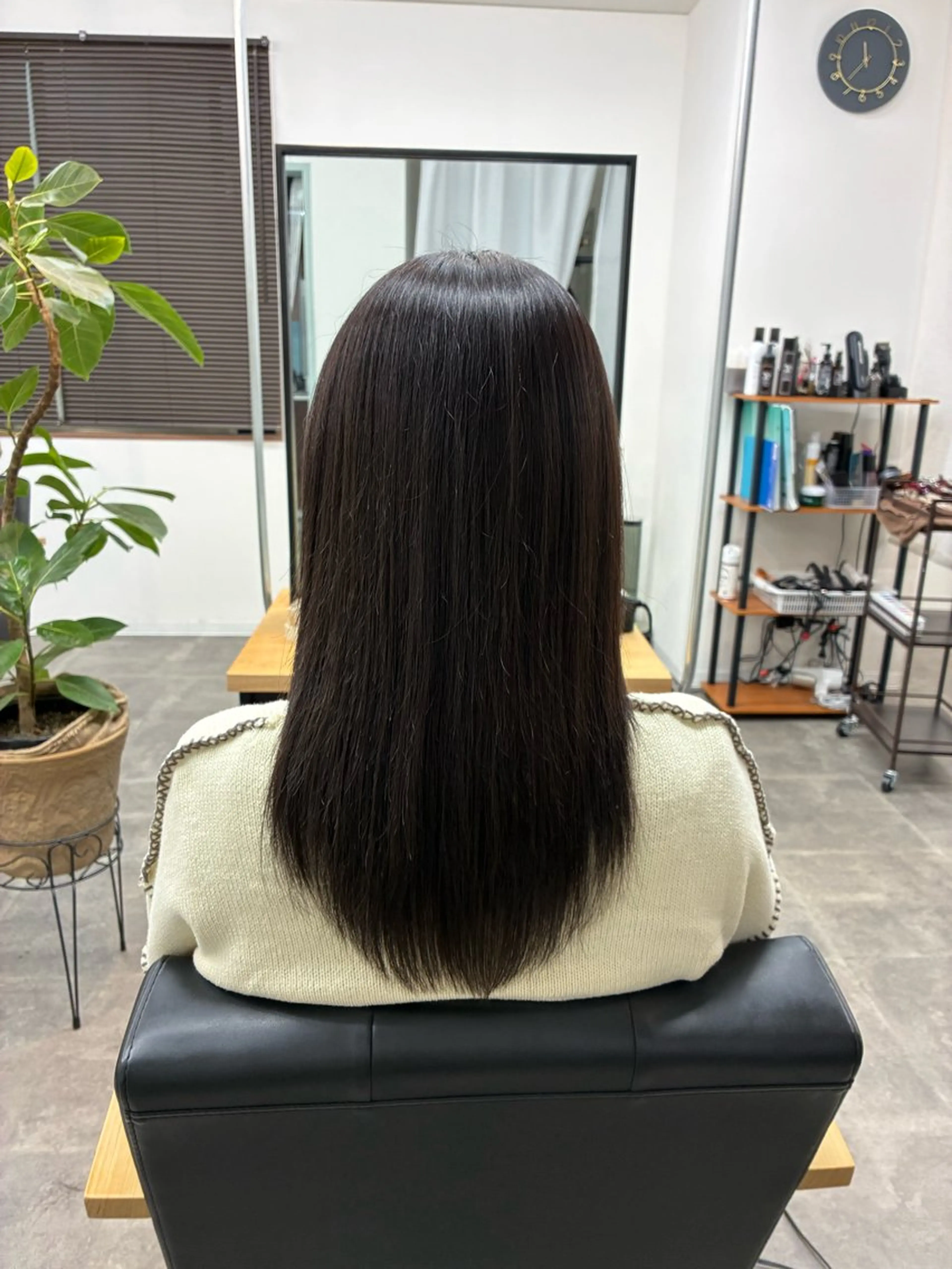ロング カラー 0choirクワイア Hana(ハナ)のヘアスタイル