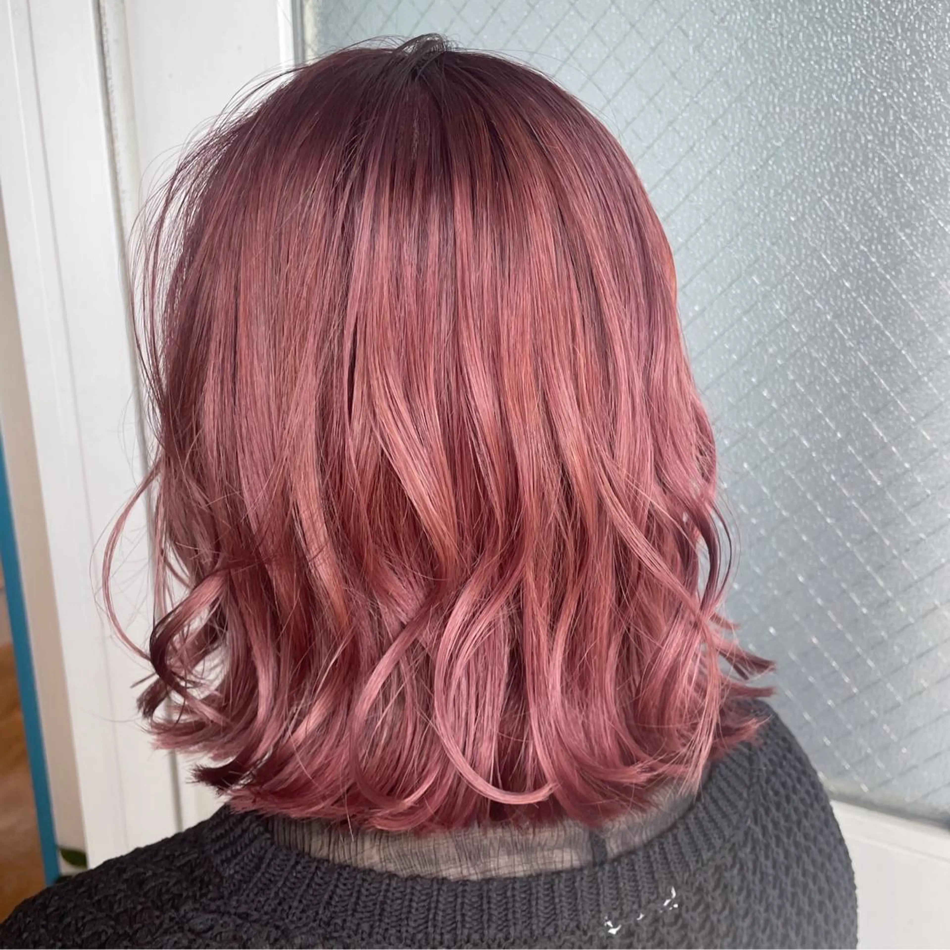 ショート カラー ヘアアレンジ ブリーチ ピンクカラー なつき/艶ピンク/ girly hairのヘアスタイル