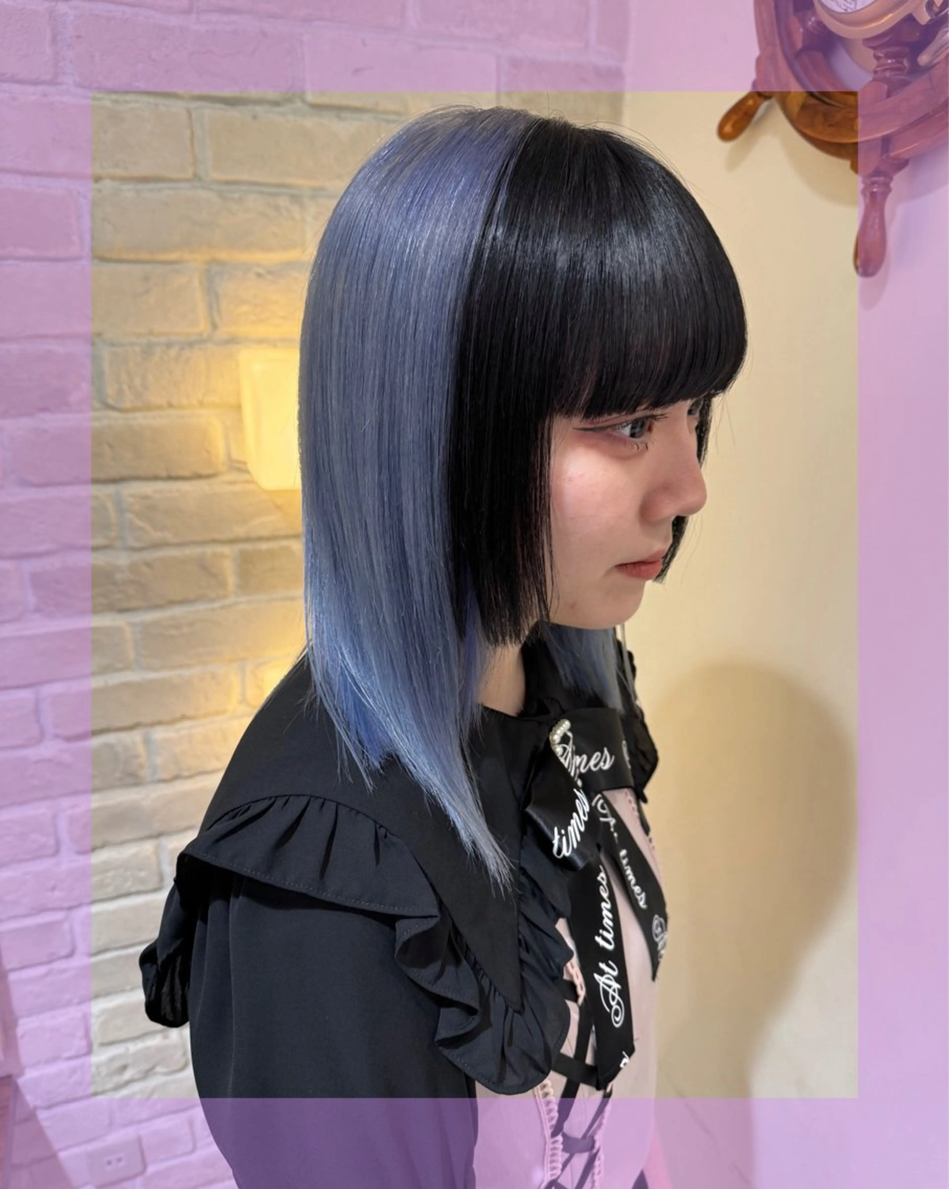 セミロング カラー ヘアアレンジ 黒髪 ブリーチ ブルーカラー ヘアカラー 🦄ブリーチ💜エク ステ💜MIU🦄のヘアスタイル