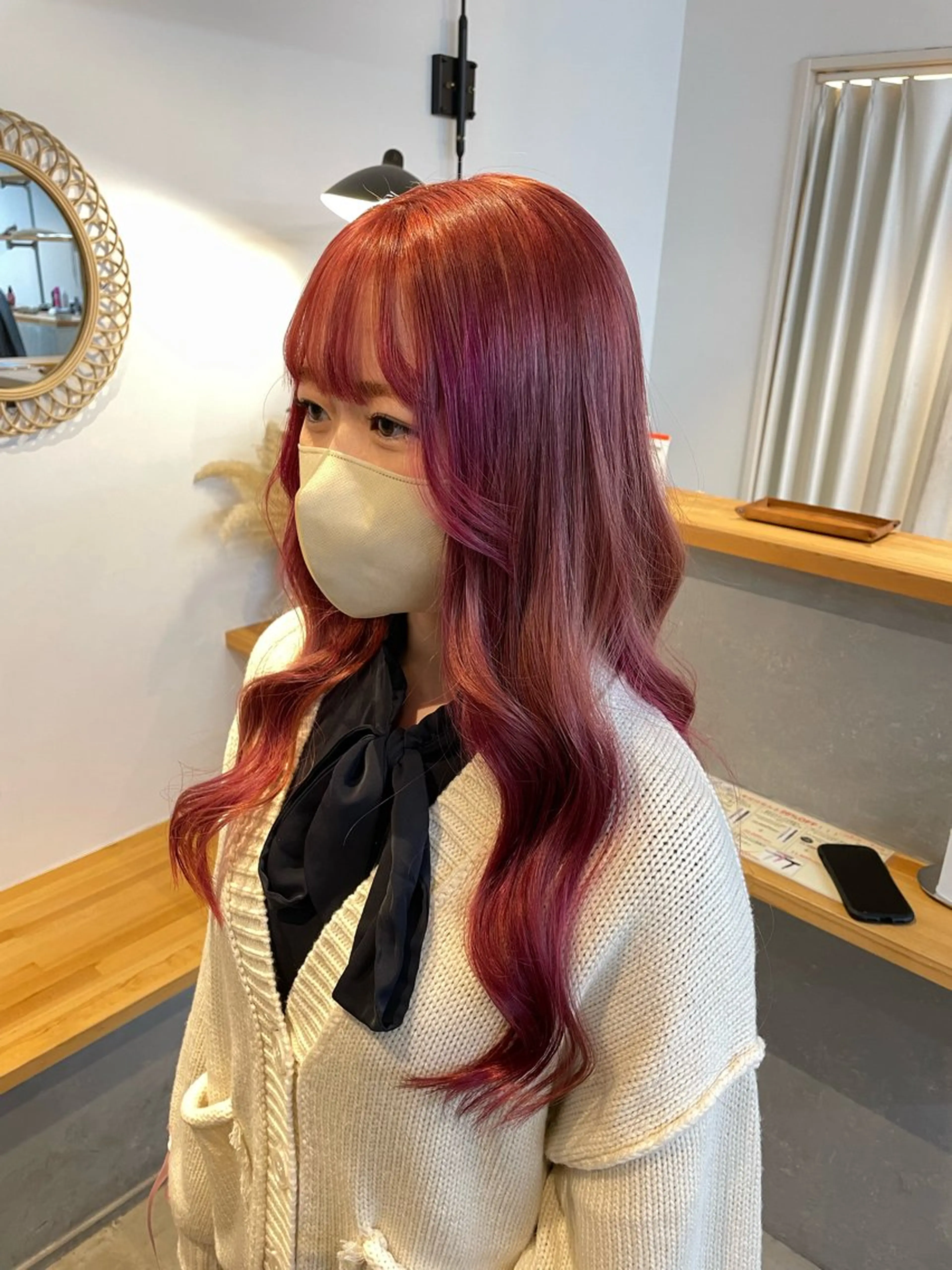 ロング カラー ピンクカラー KOTOMI .のヘアスタイル