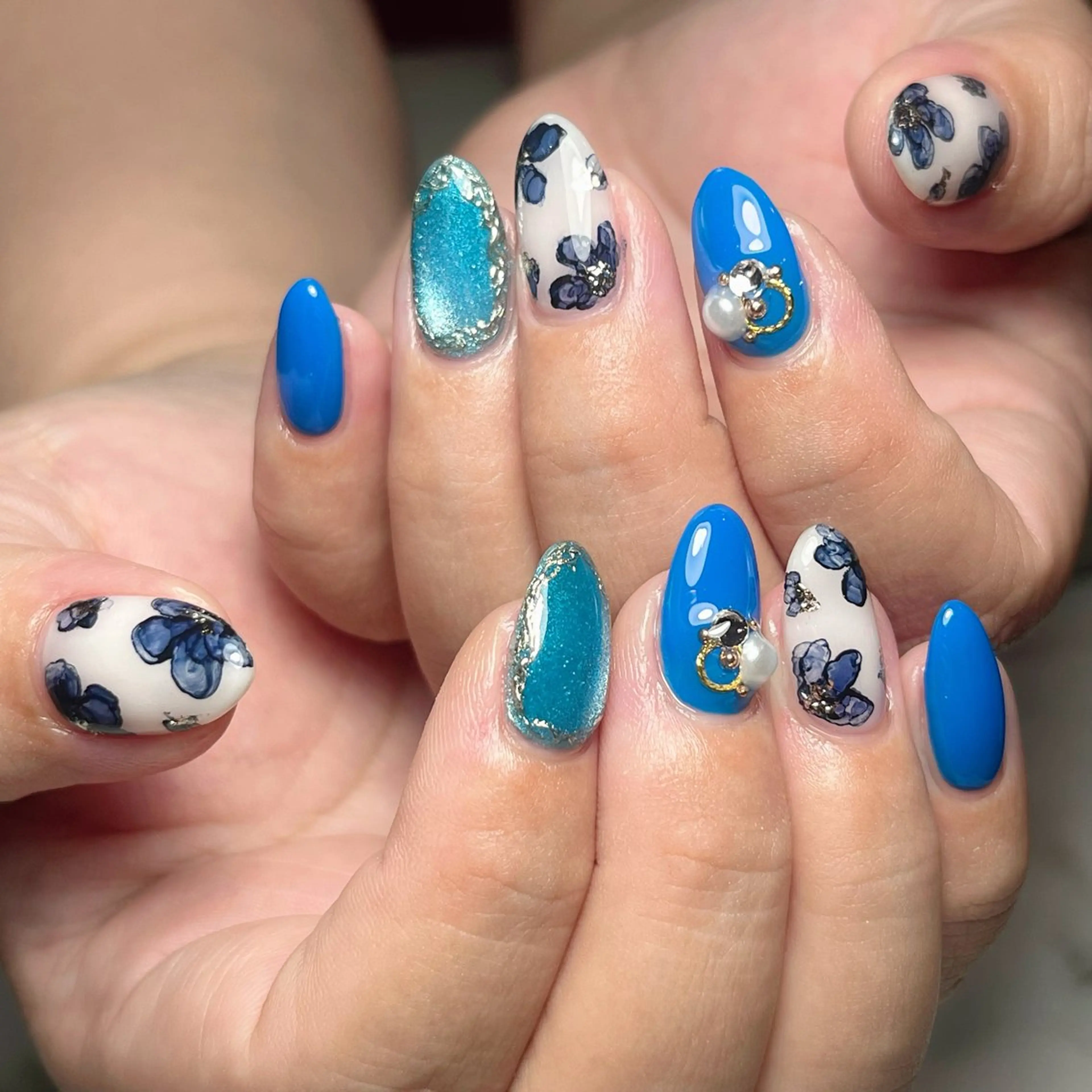 ネイル RuxuryNail ／RiAnnaのネイルデザイン