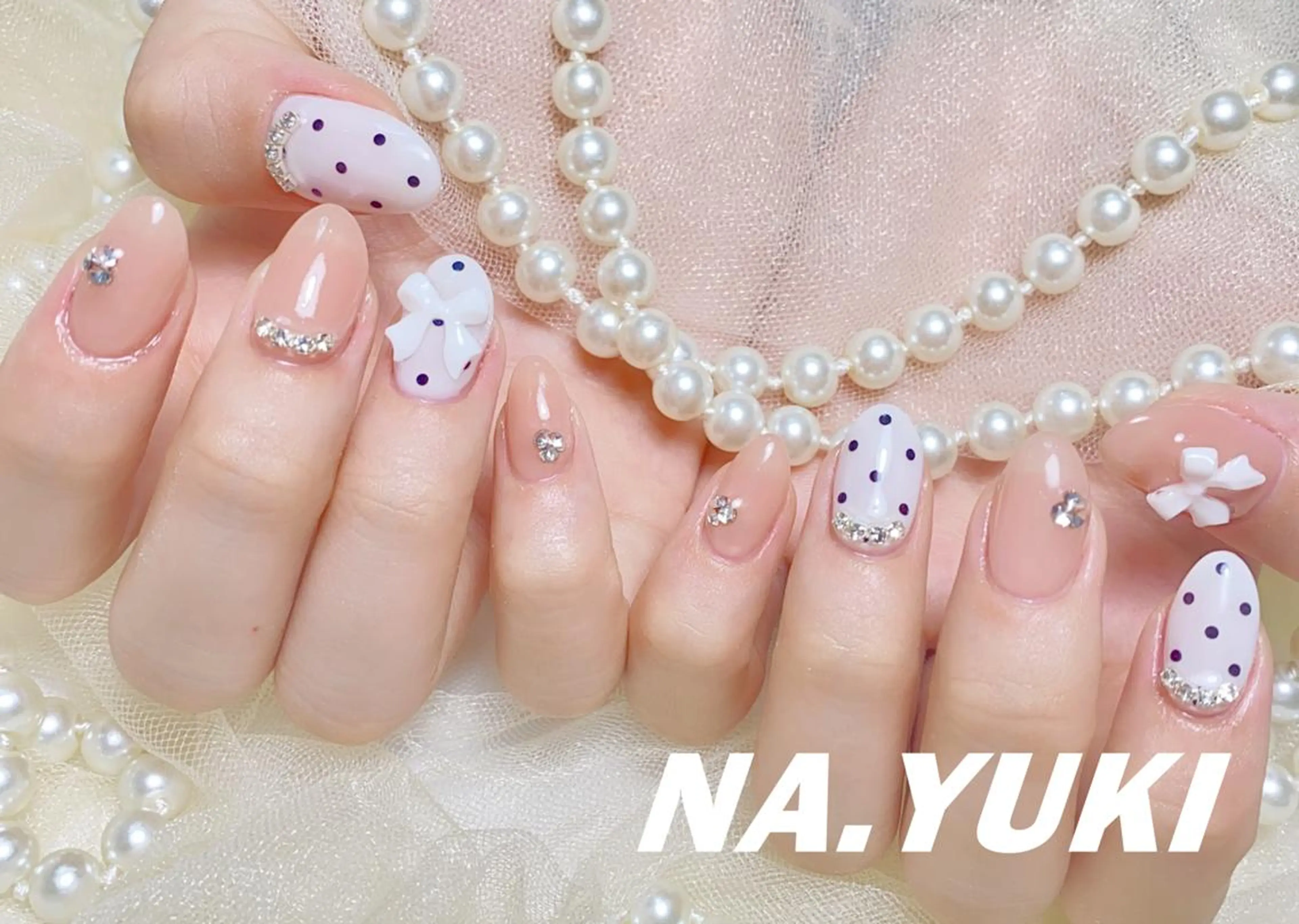 ネイル ハンドネイル ハンドケア 🌷 Mooning 🌷のネイルデザイン