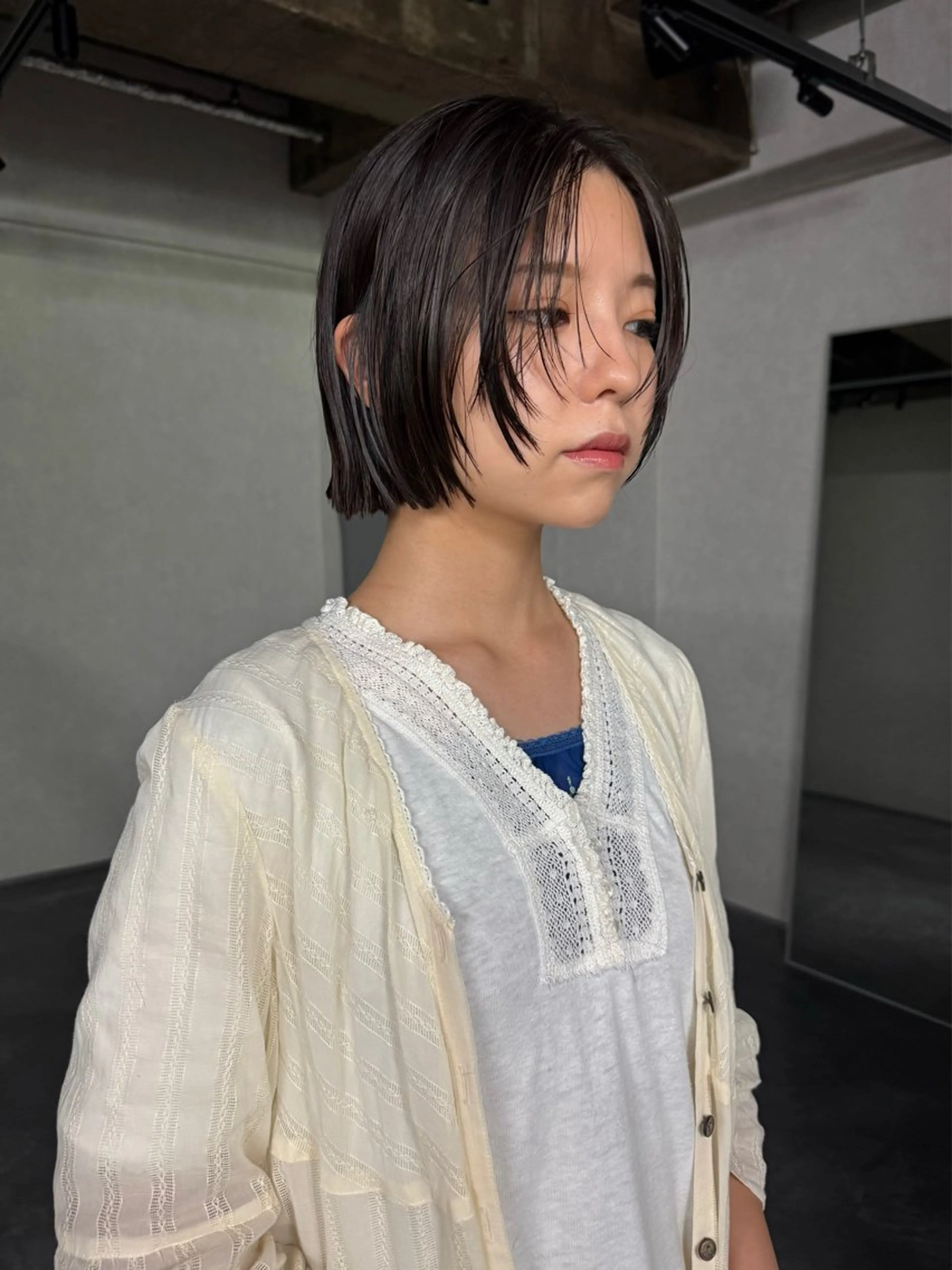 ショート ボブレイヤー ボブ レイヤーカット ofF élua所属・もりしま あやかのヘアスタイル